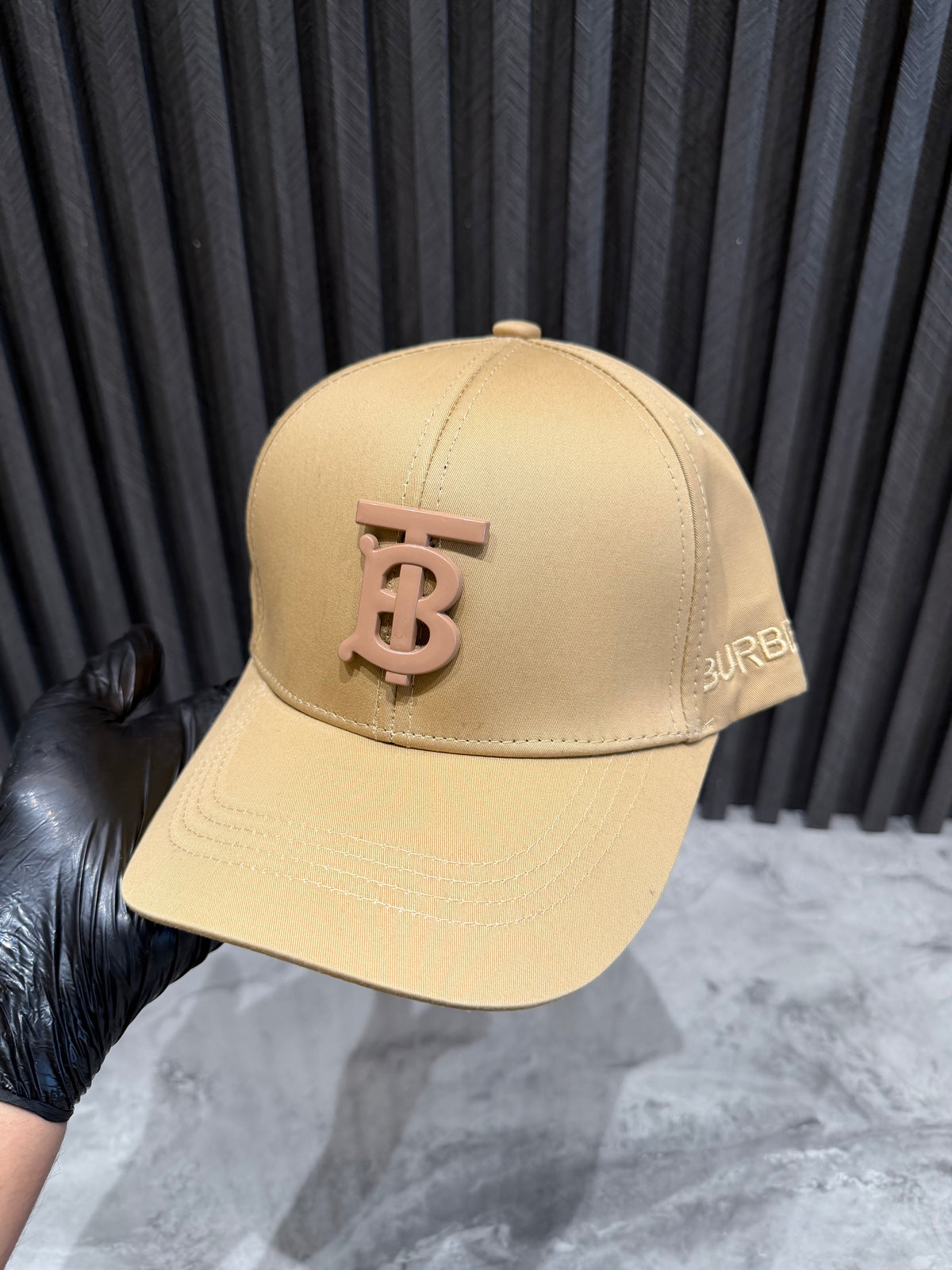 Burberry CAP