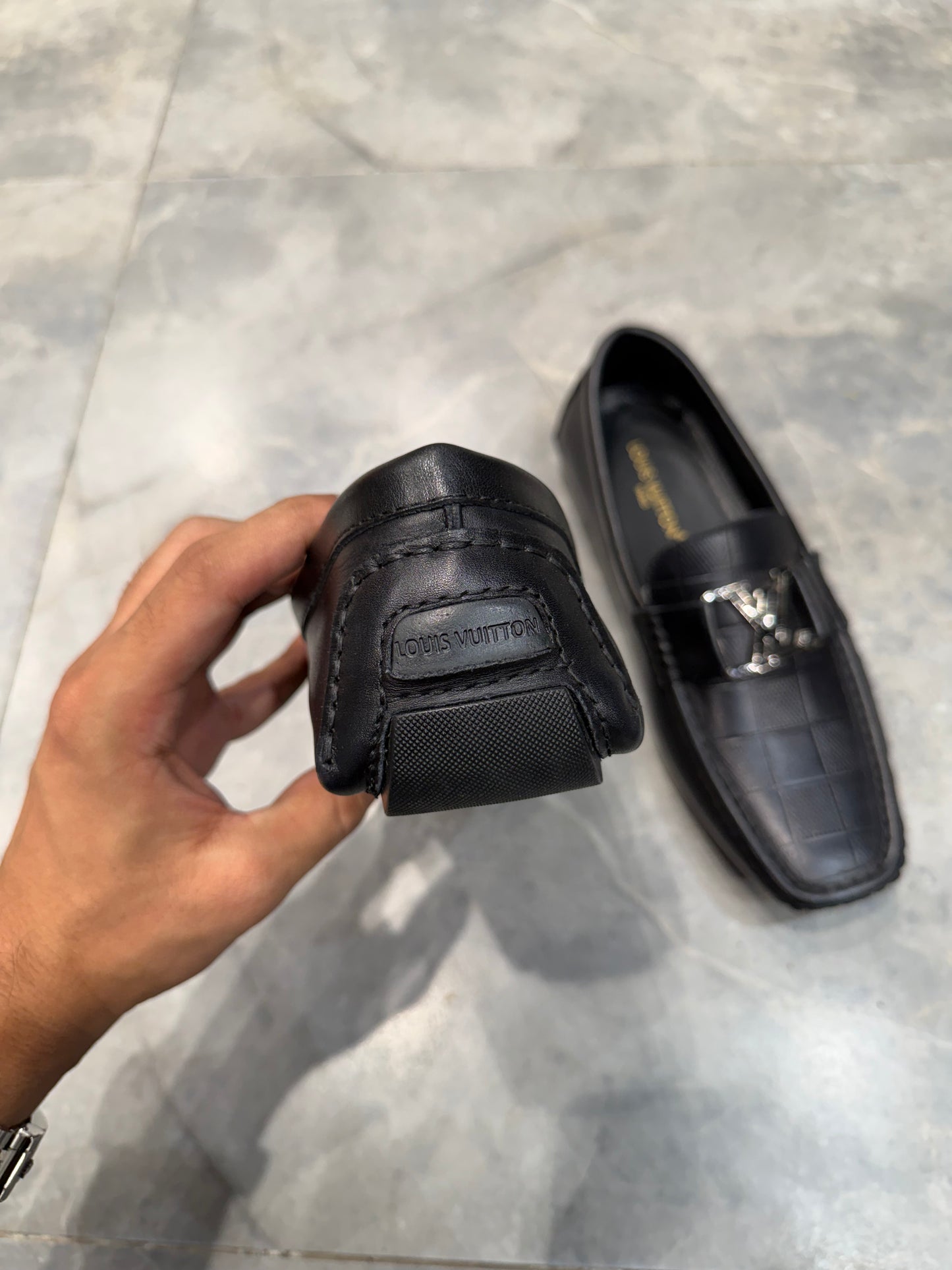 LV SHOES