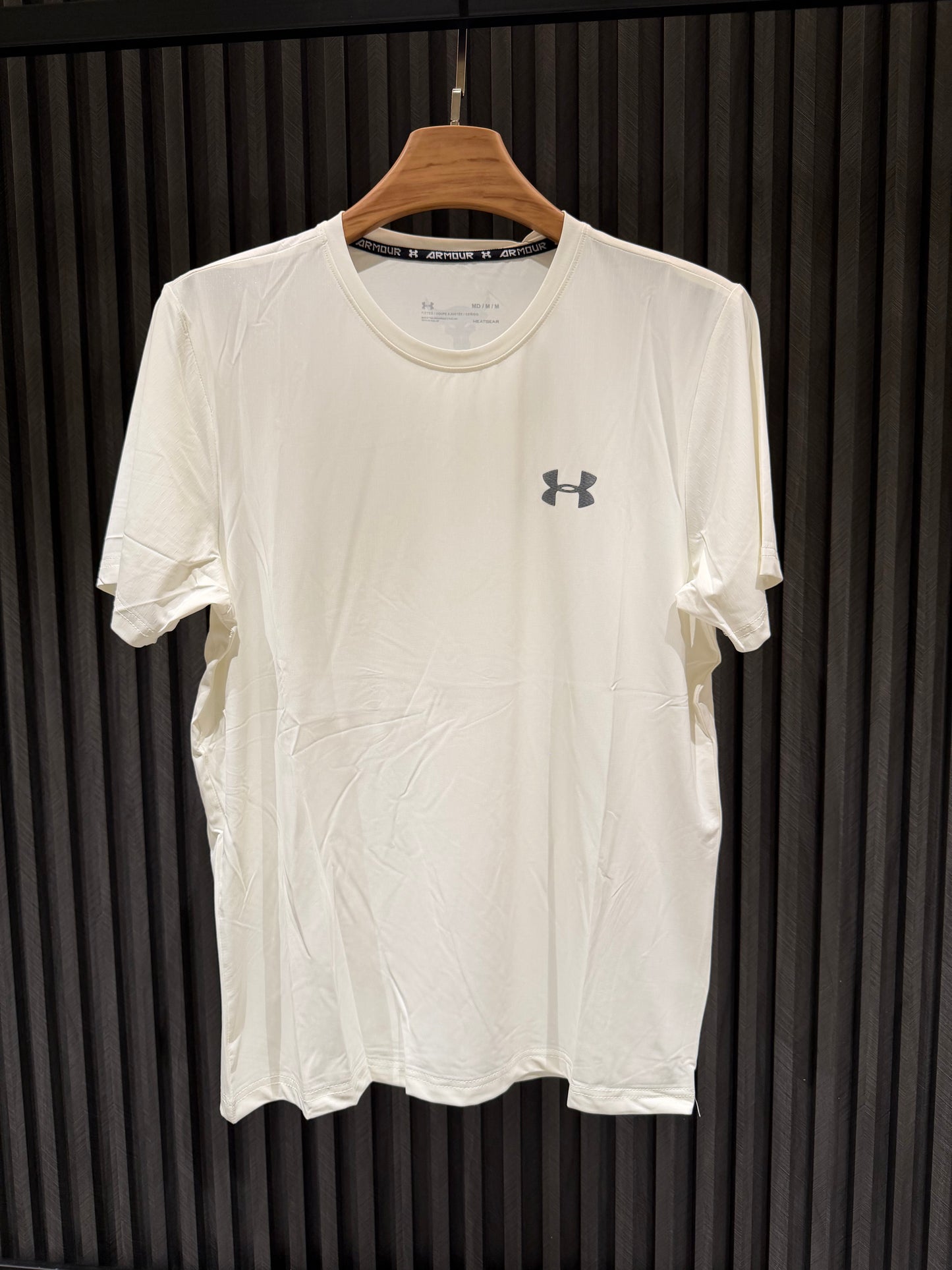 UNDER ARMOUR Gym Wear T-Shirts