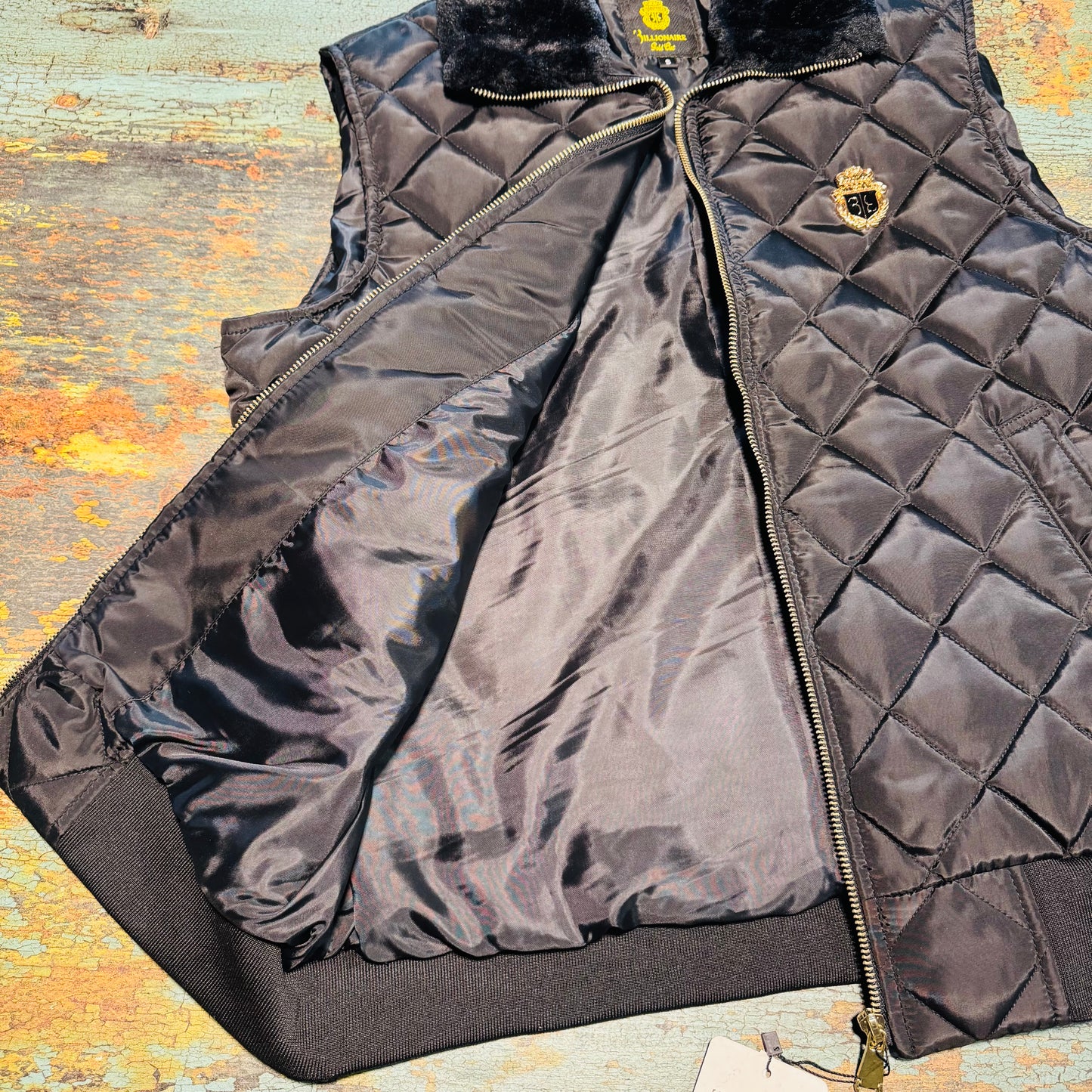 BILLIONAIRE SLEEVLESS