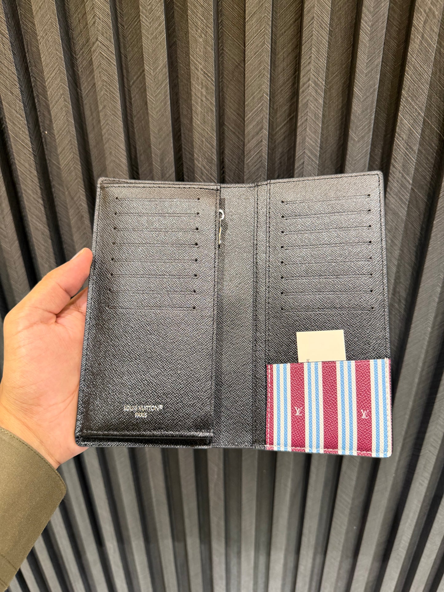 LV LONG WALLET 1.1 GRADE
