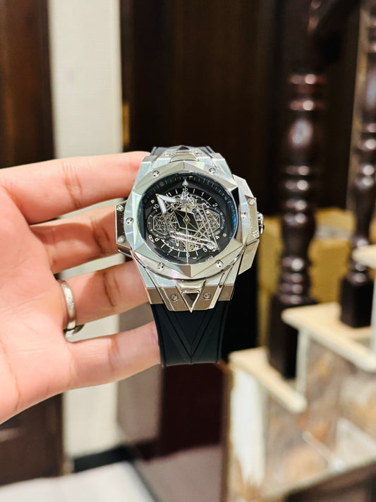 HUBLOT BIG BANG MASTER GRADE  FULL  SPHIRE  GLSSS