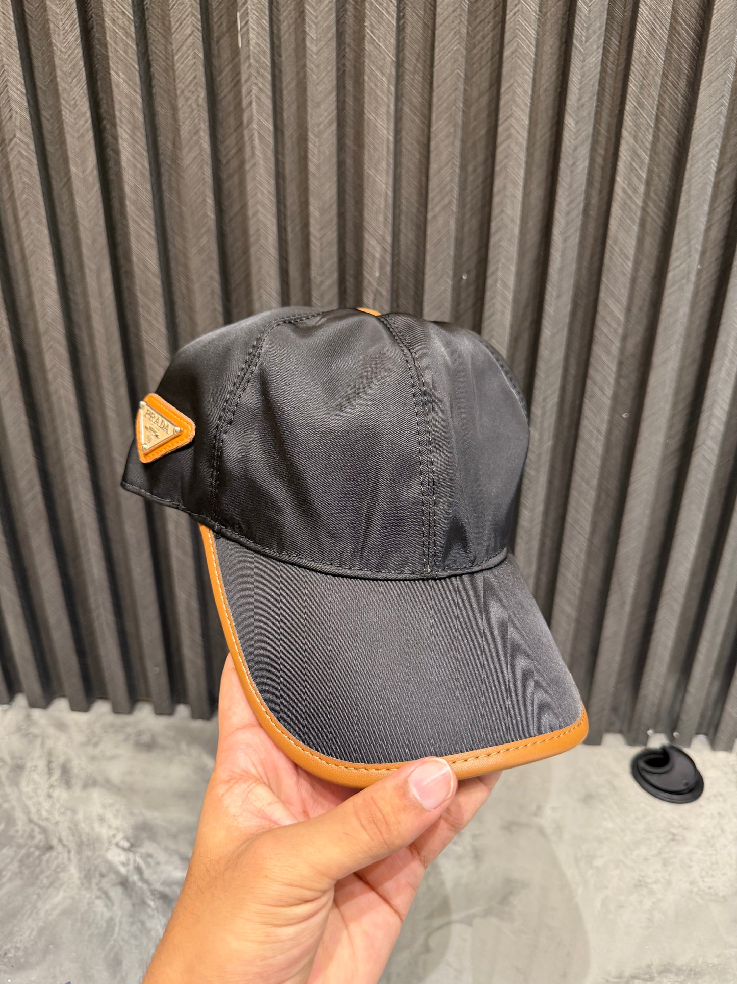 PRADA CAP HIGH GRADE