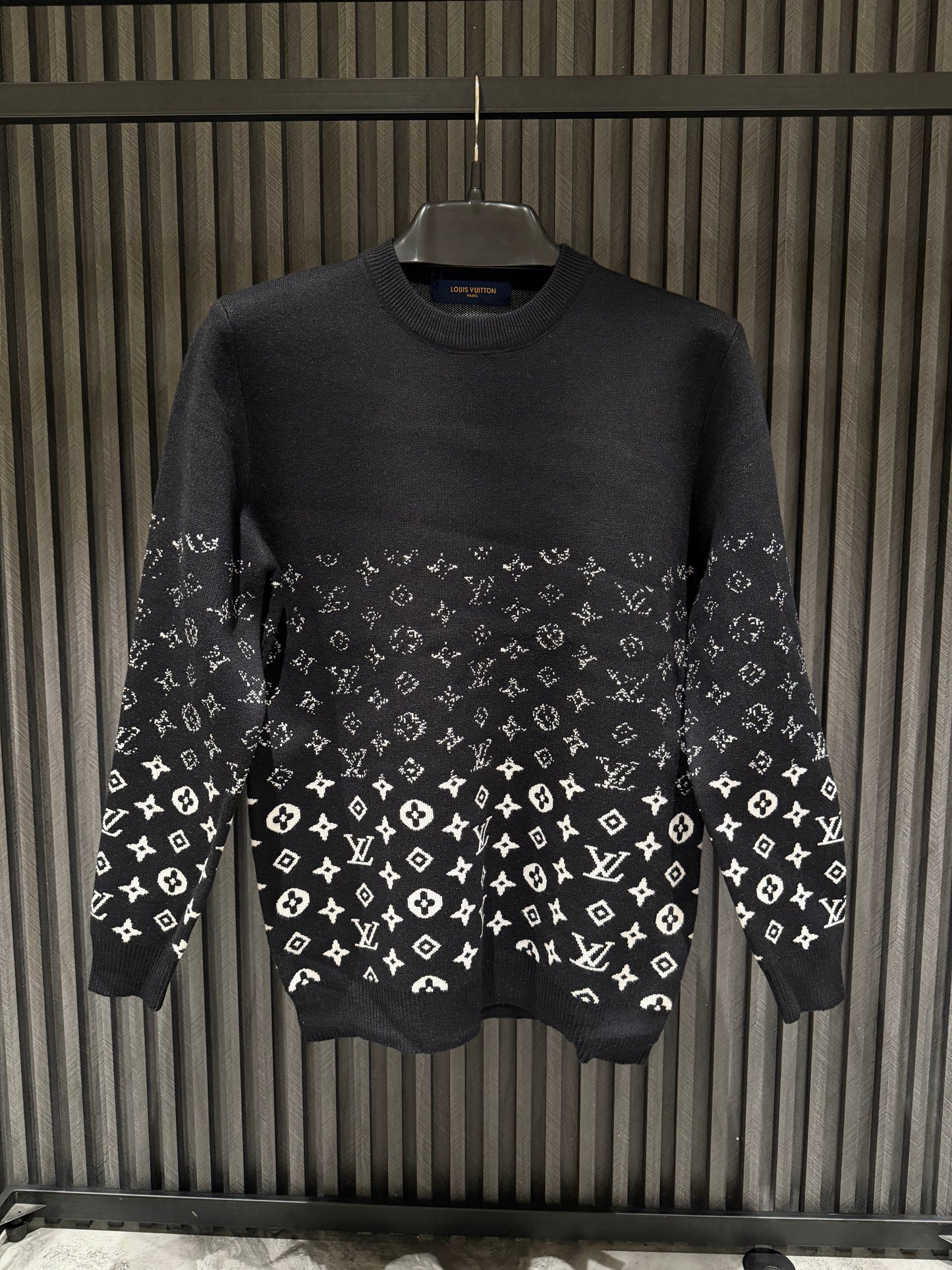LV SWETTER