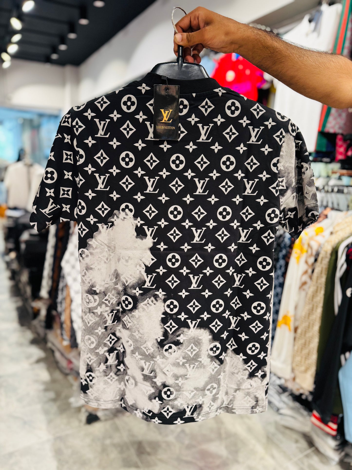 LV TURKEY TSHIRT