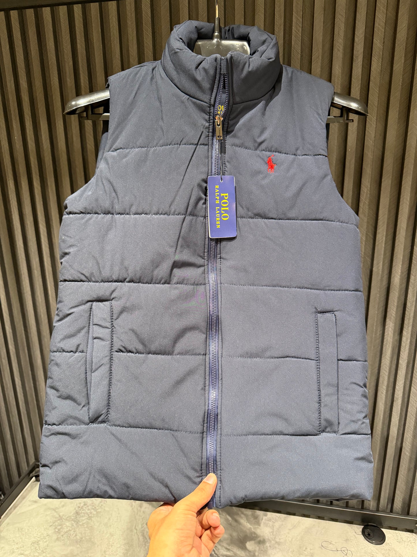 POLO SLEEVLESS JACKET