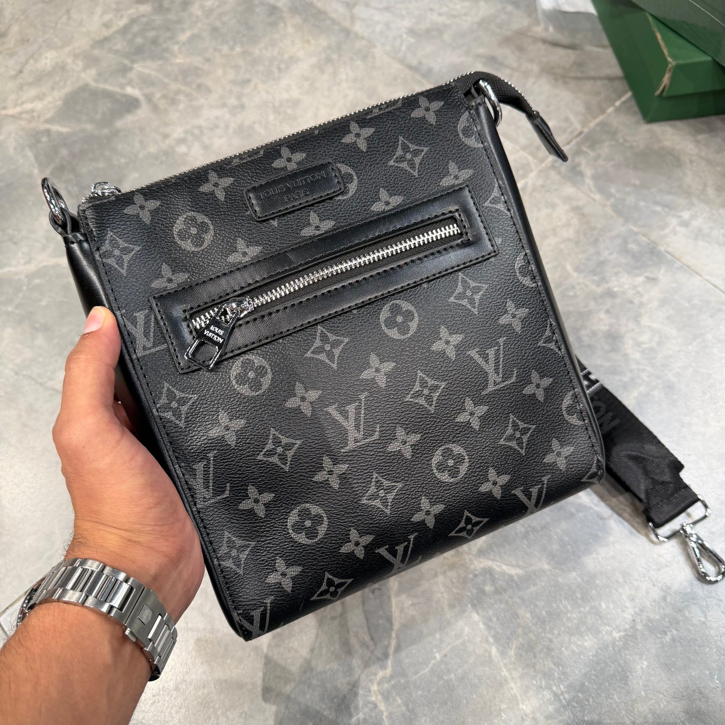 LV CROSS BODY BAG