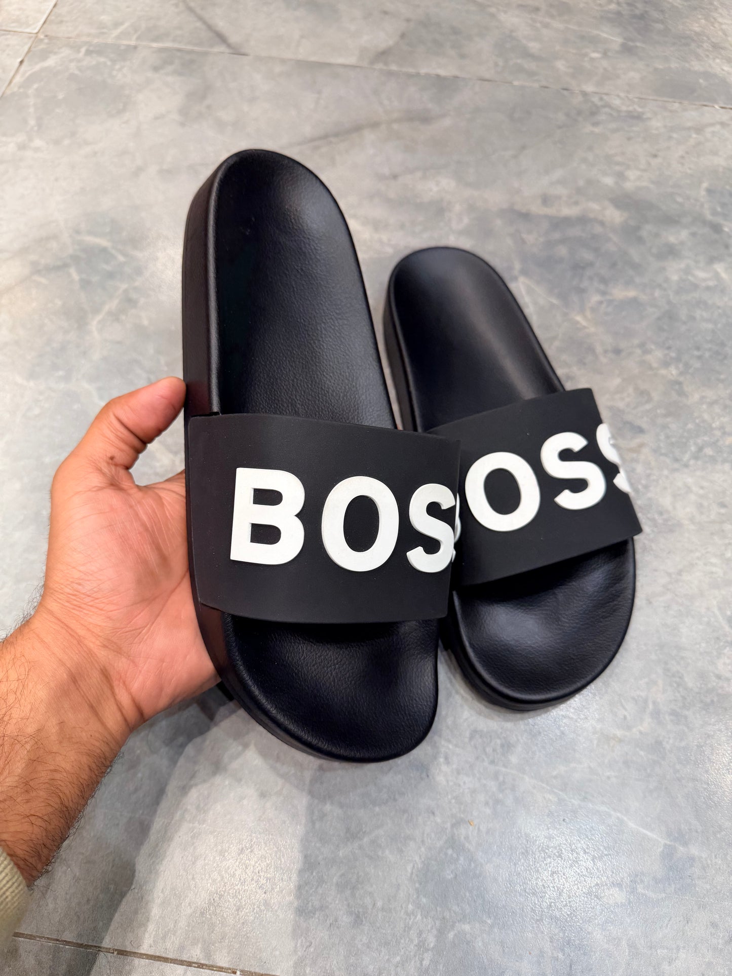 BOSS SLIPPER