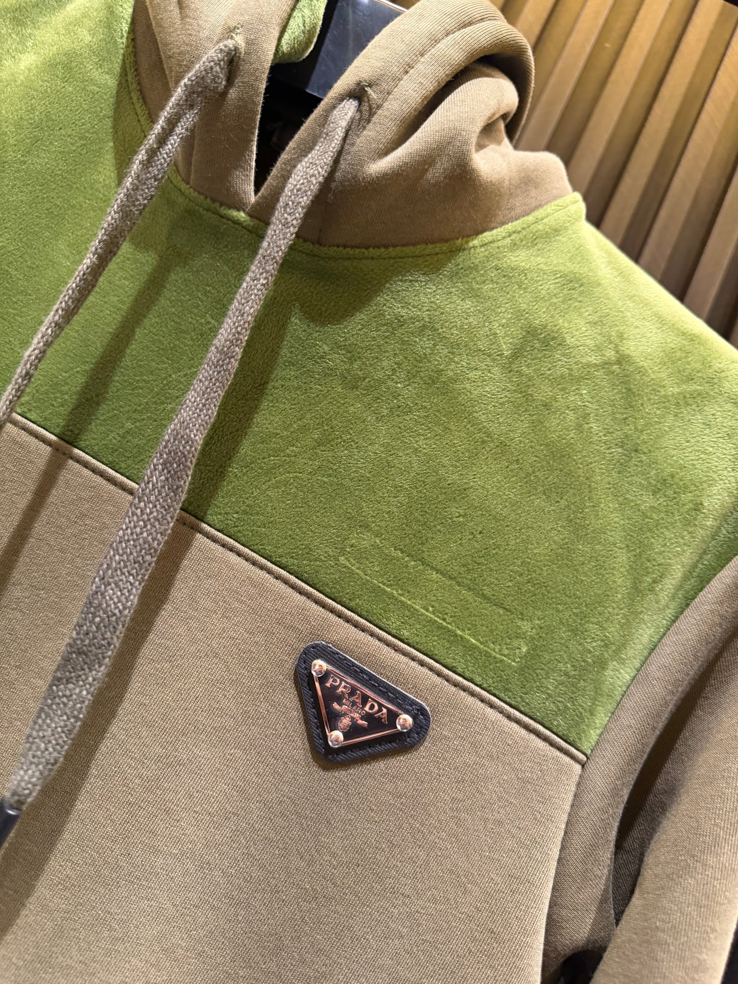 PRADA HOOD