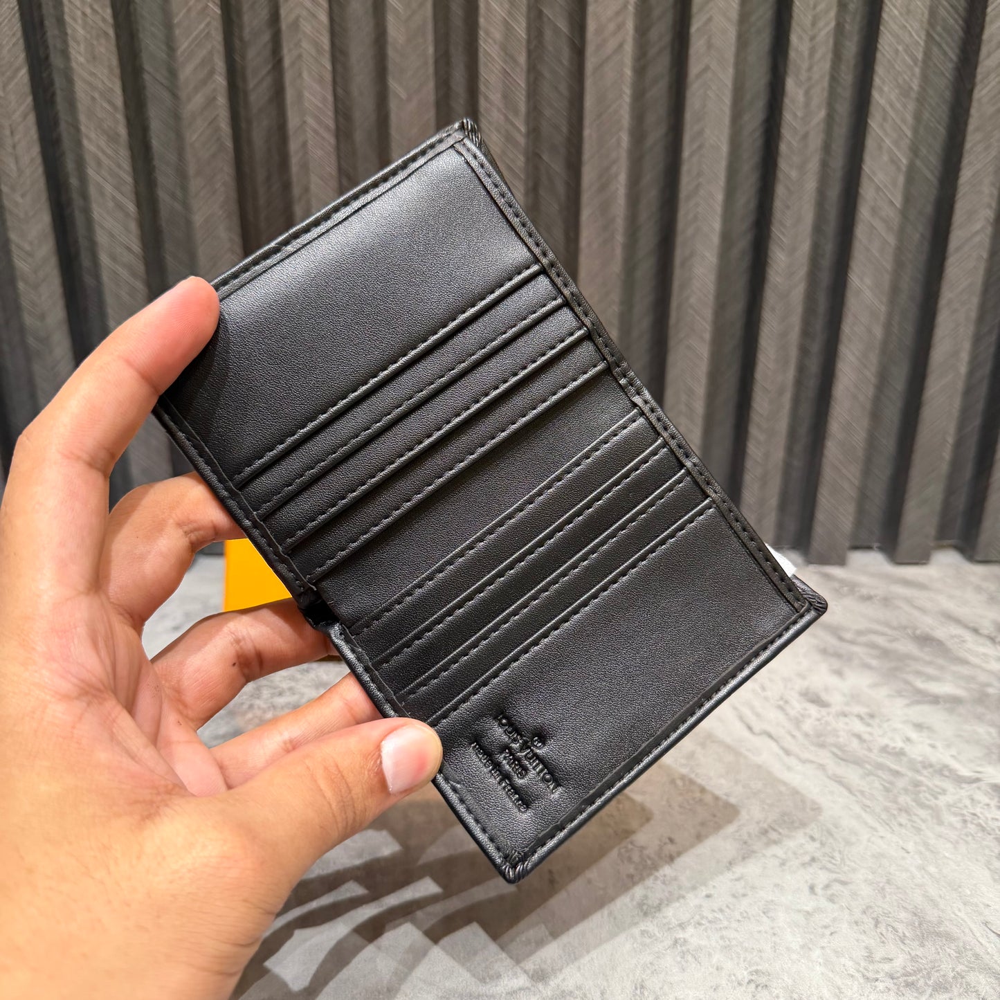 LV WALLET