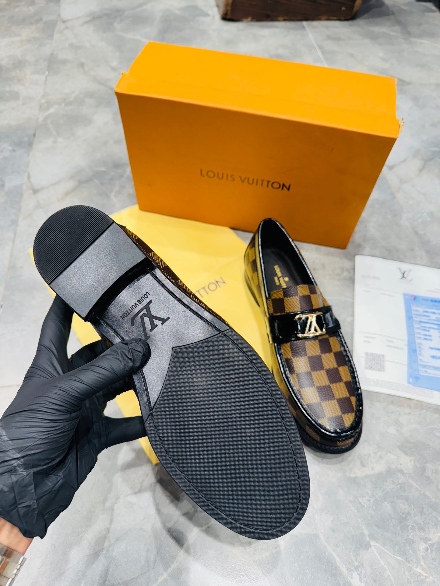LV SHOES