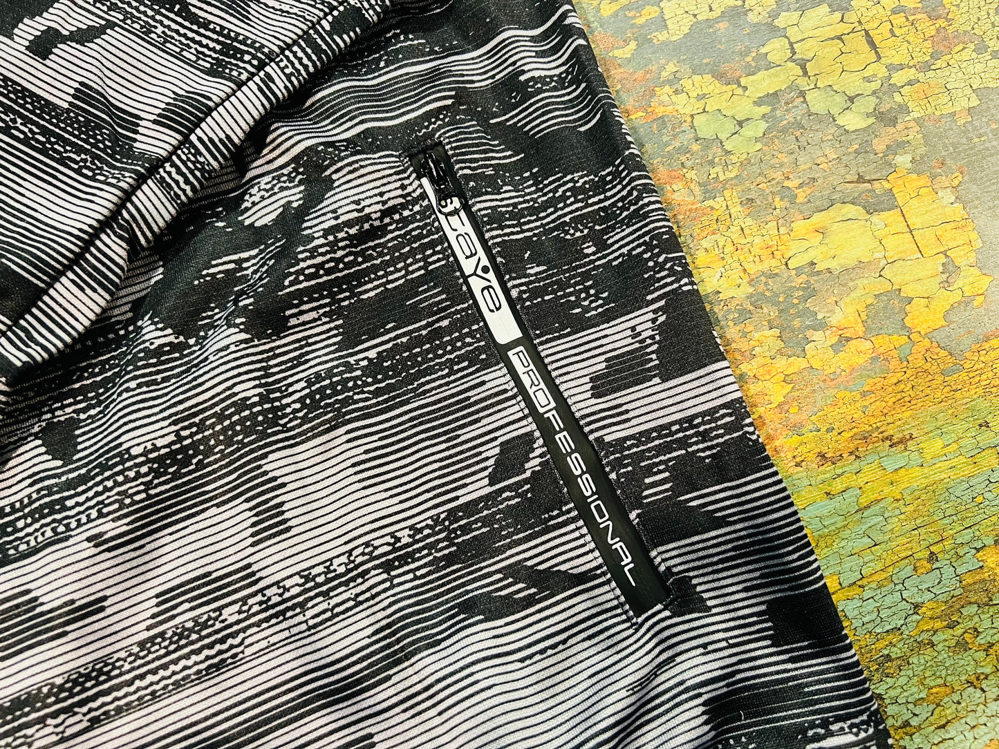 UNDER ARMOUR TRACKSUIT