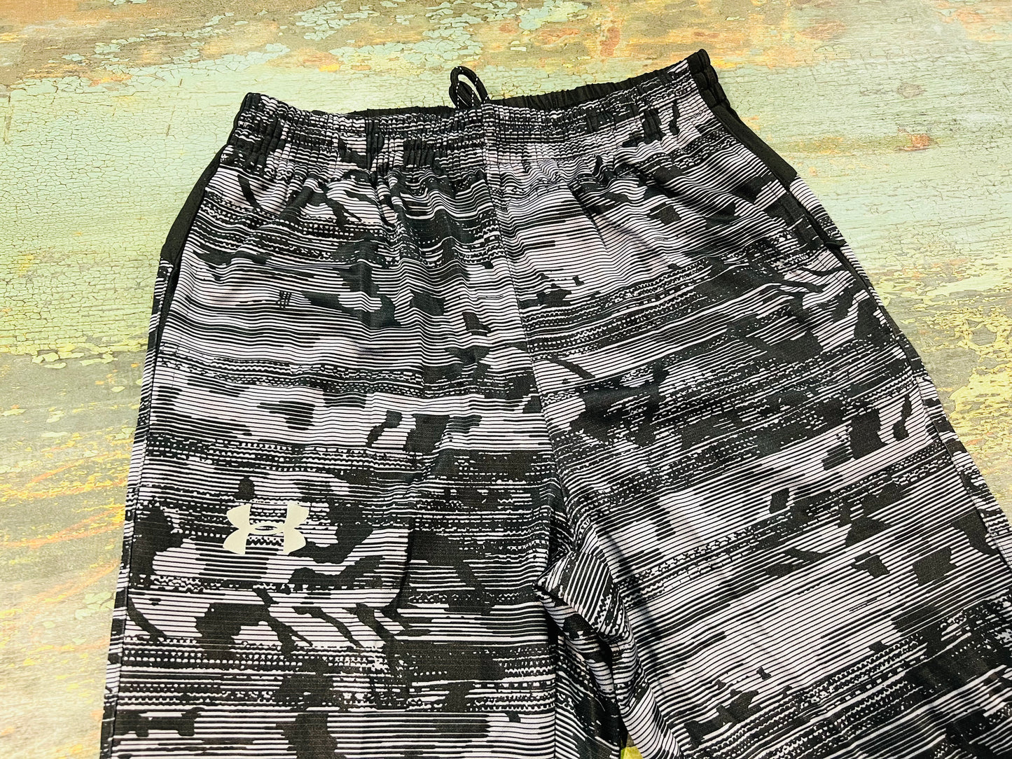 UNDER ARMOUR TRACKSUIT