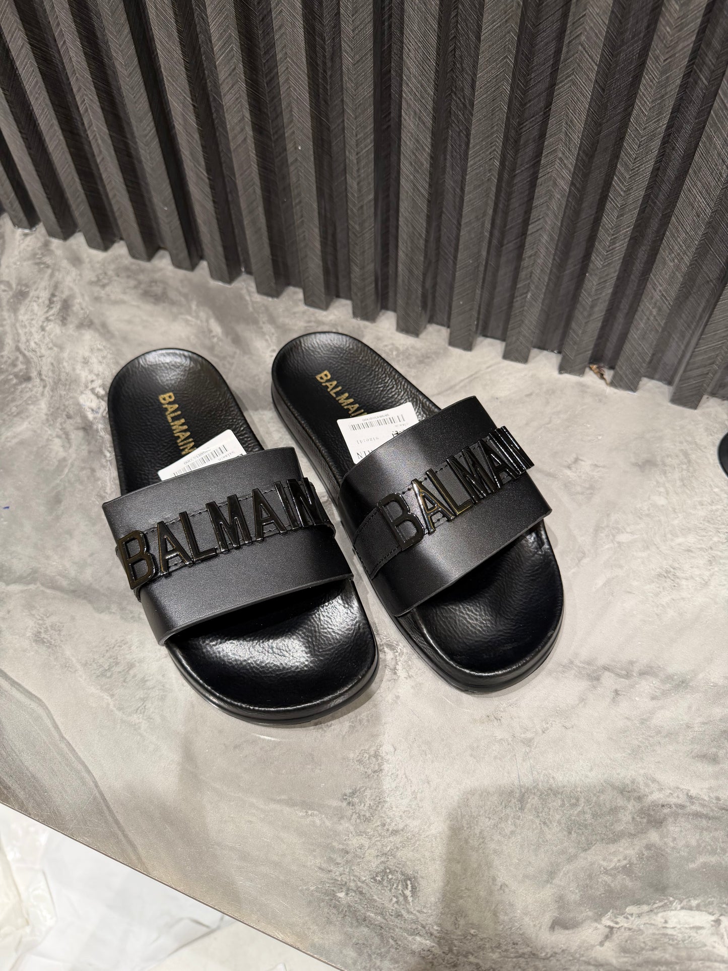 BALMAIN SLIPPER