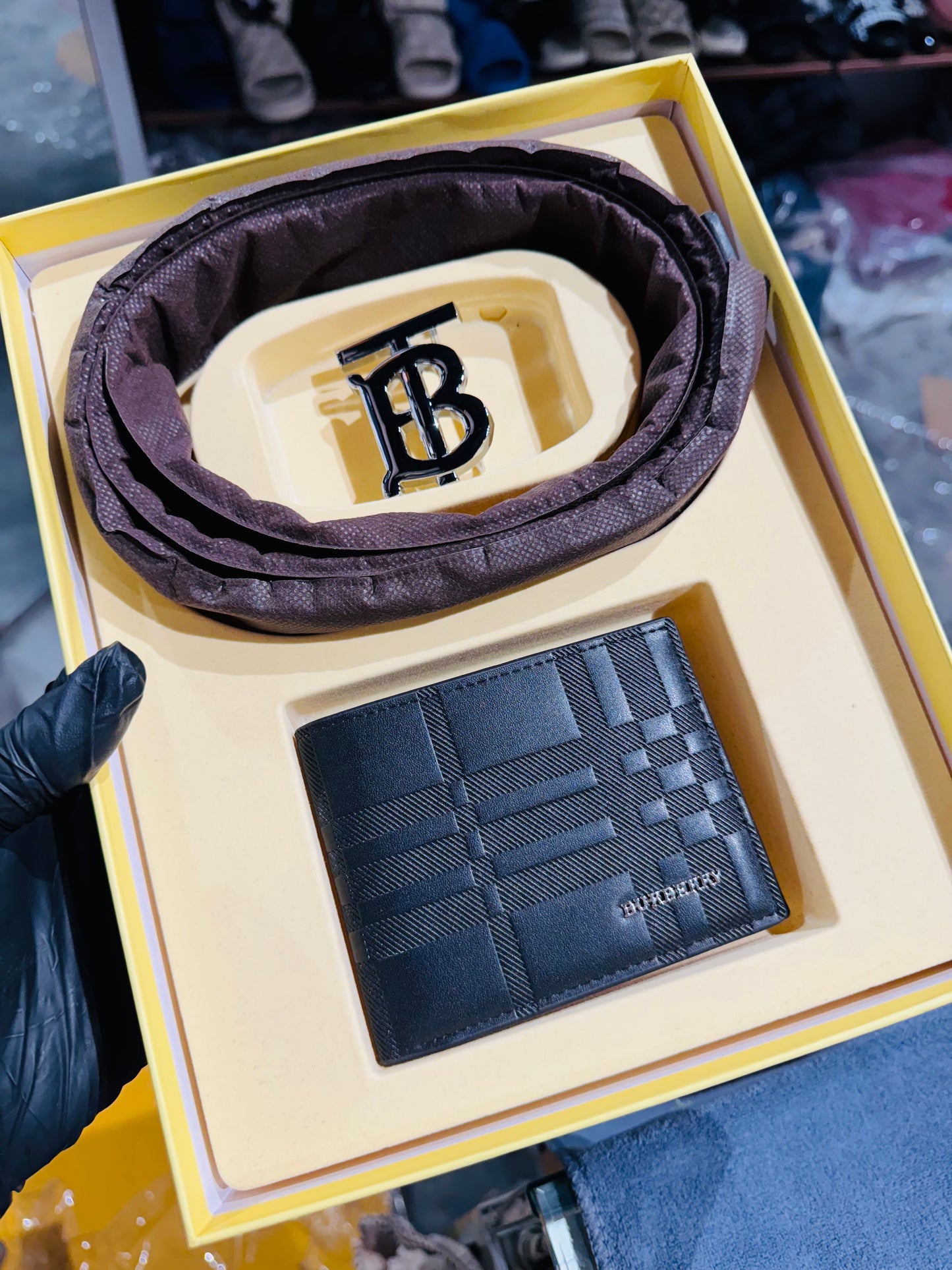 BURBERRY BELT AND WALLET