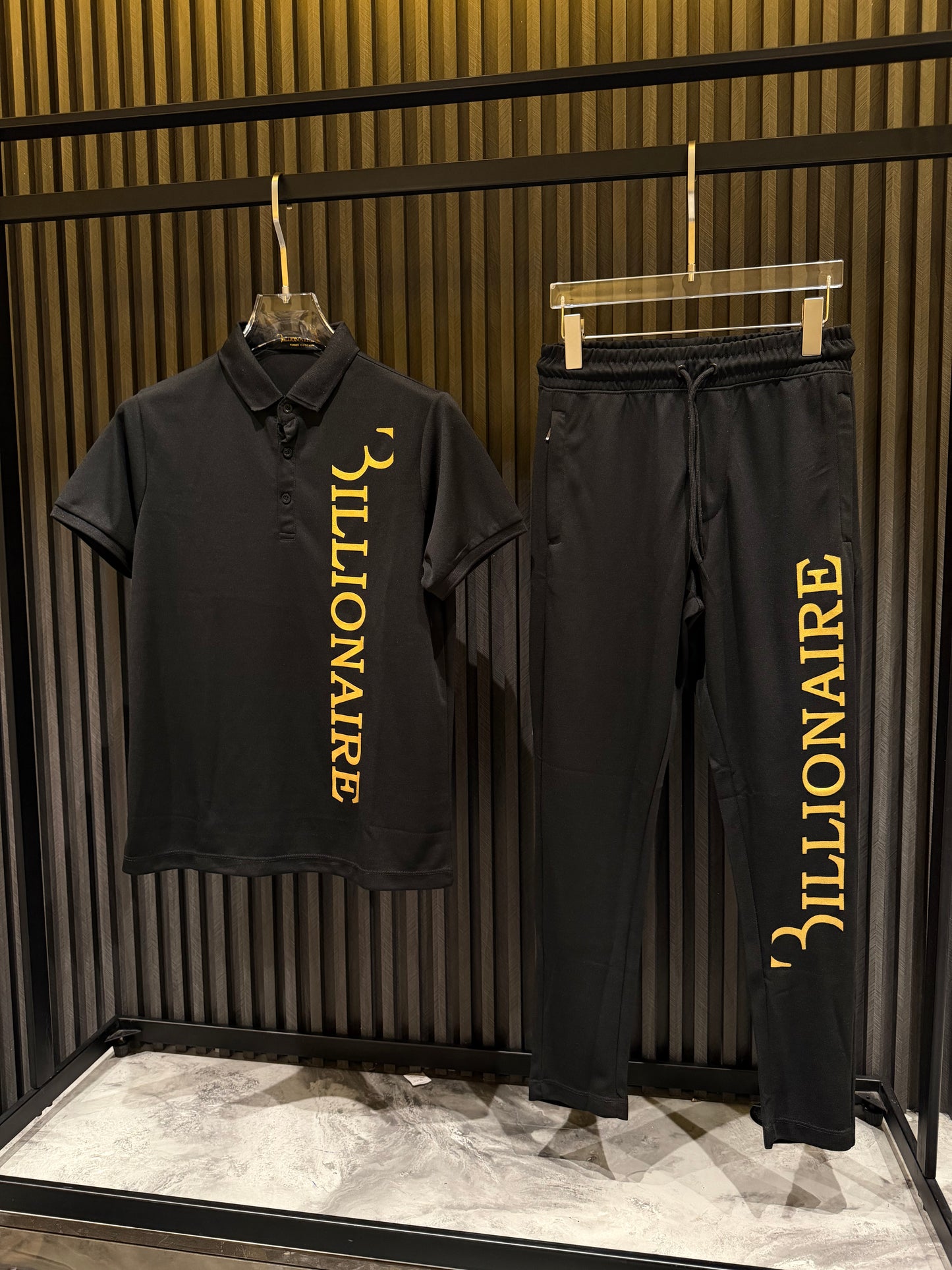 BILLIONAIR SUMMER SUIT