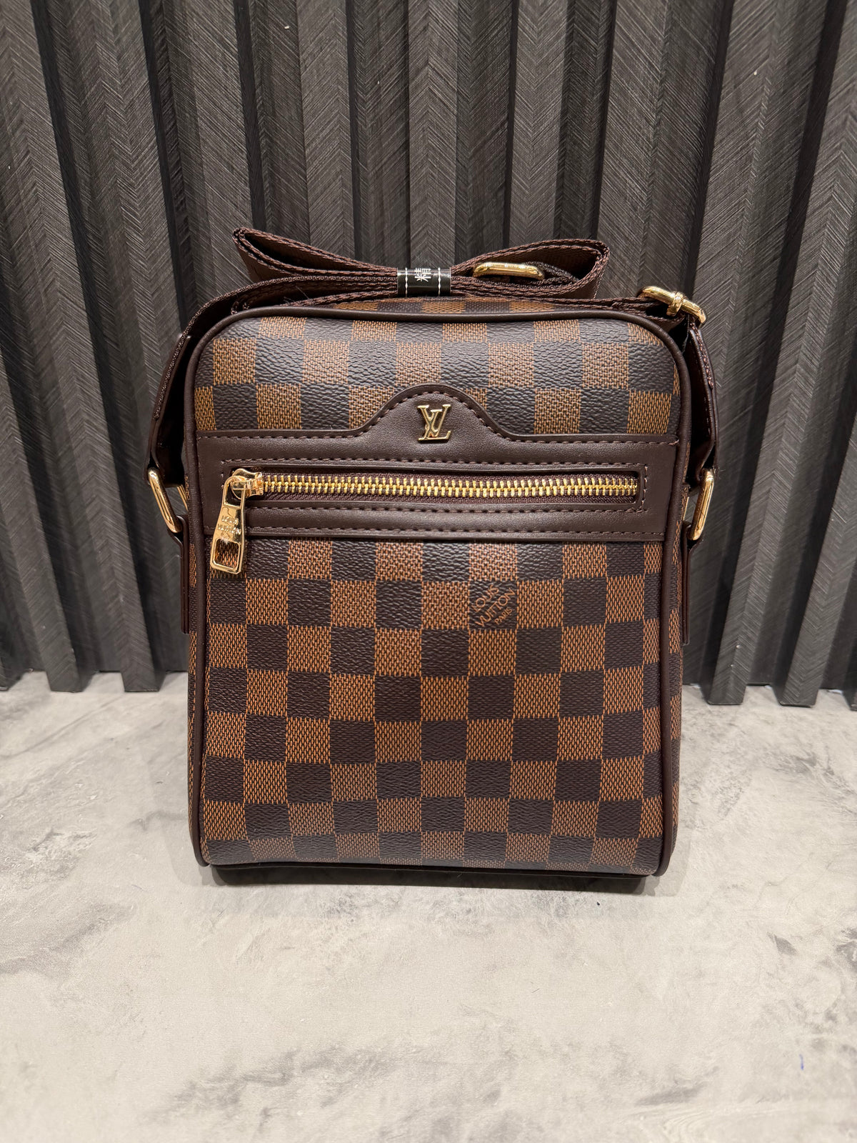LV BAG