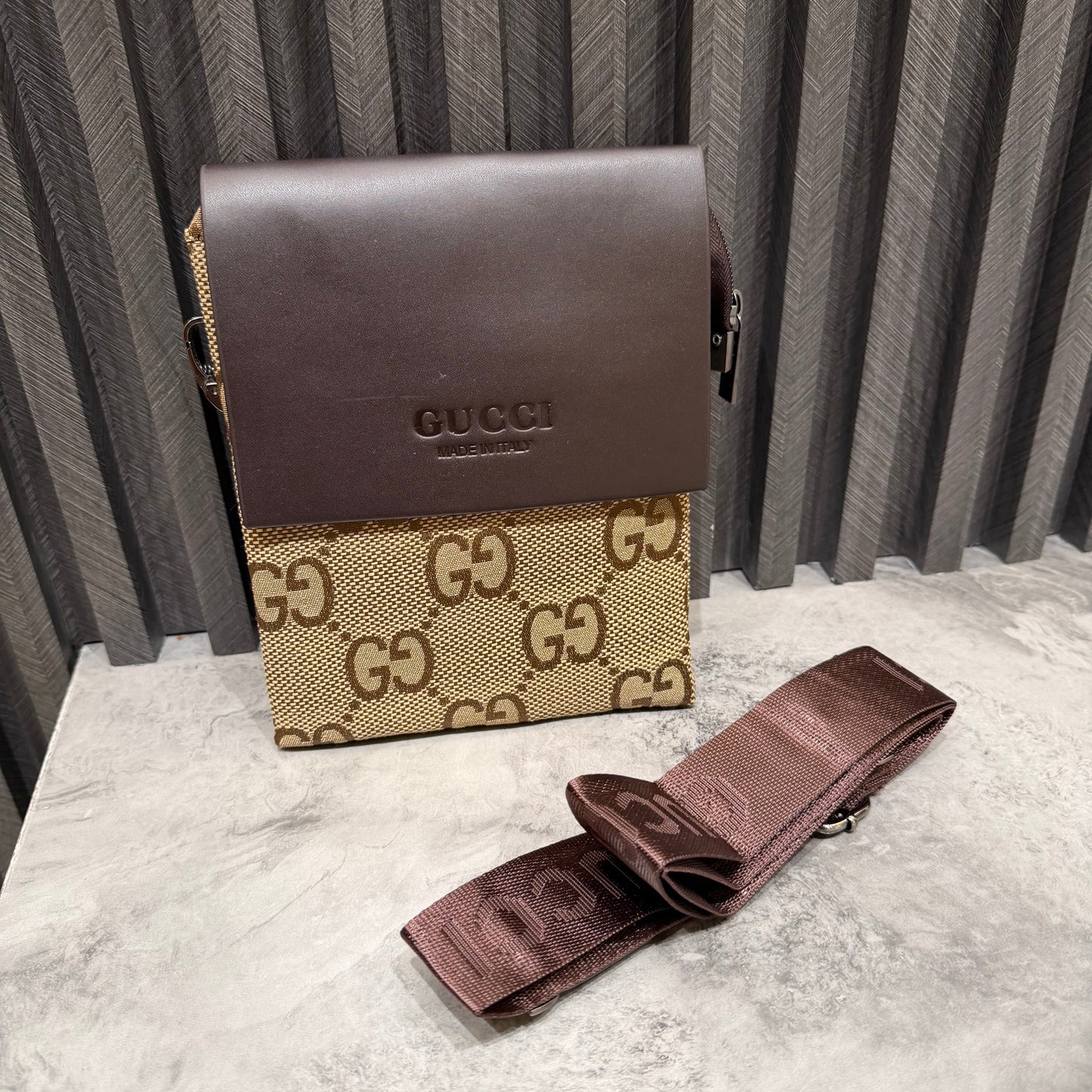 GUCCI SIDE BAG