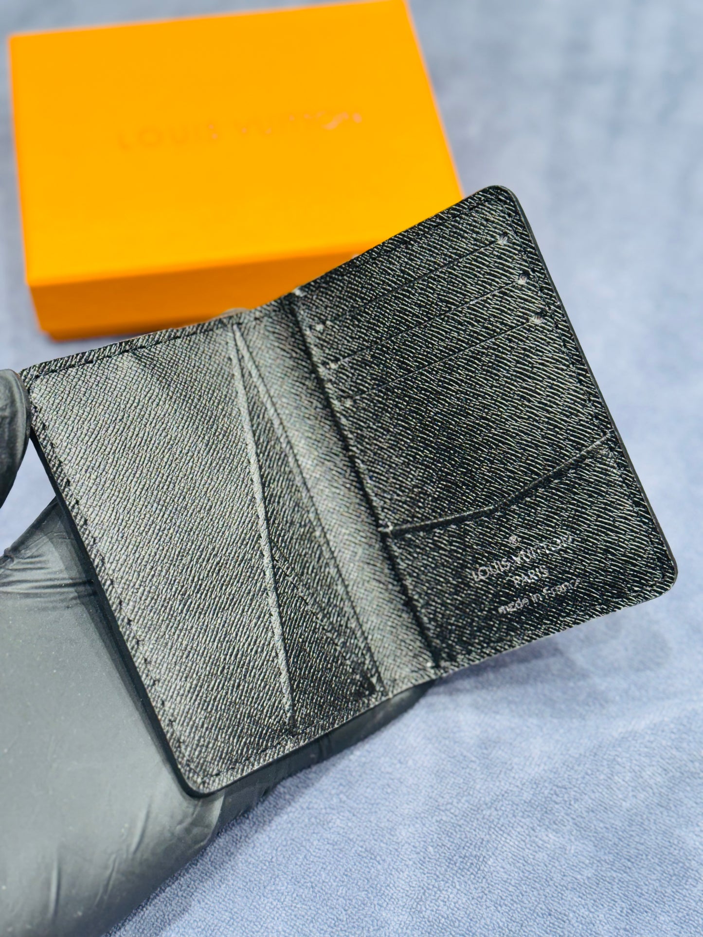 LV WALLET