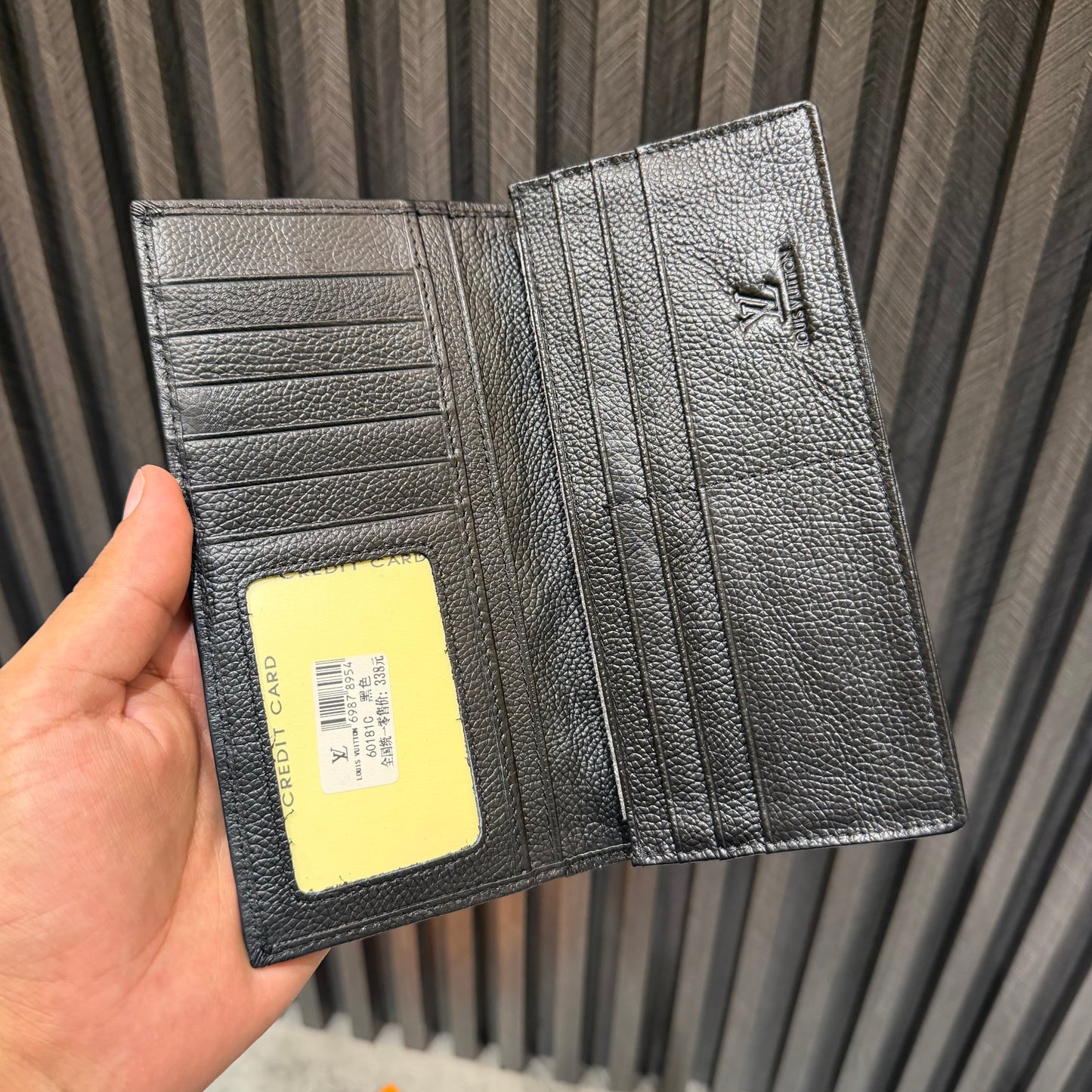 LV LONG WALLET