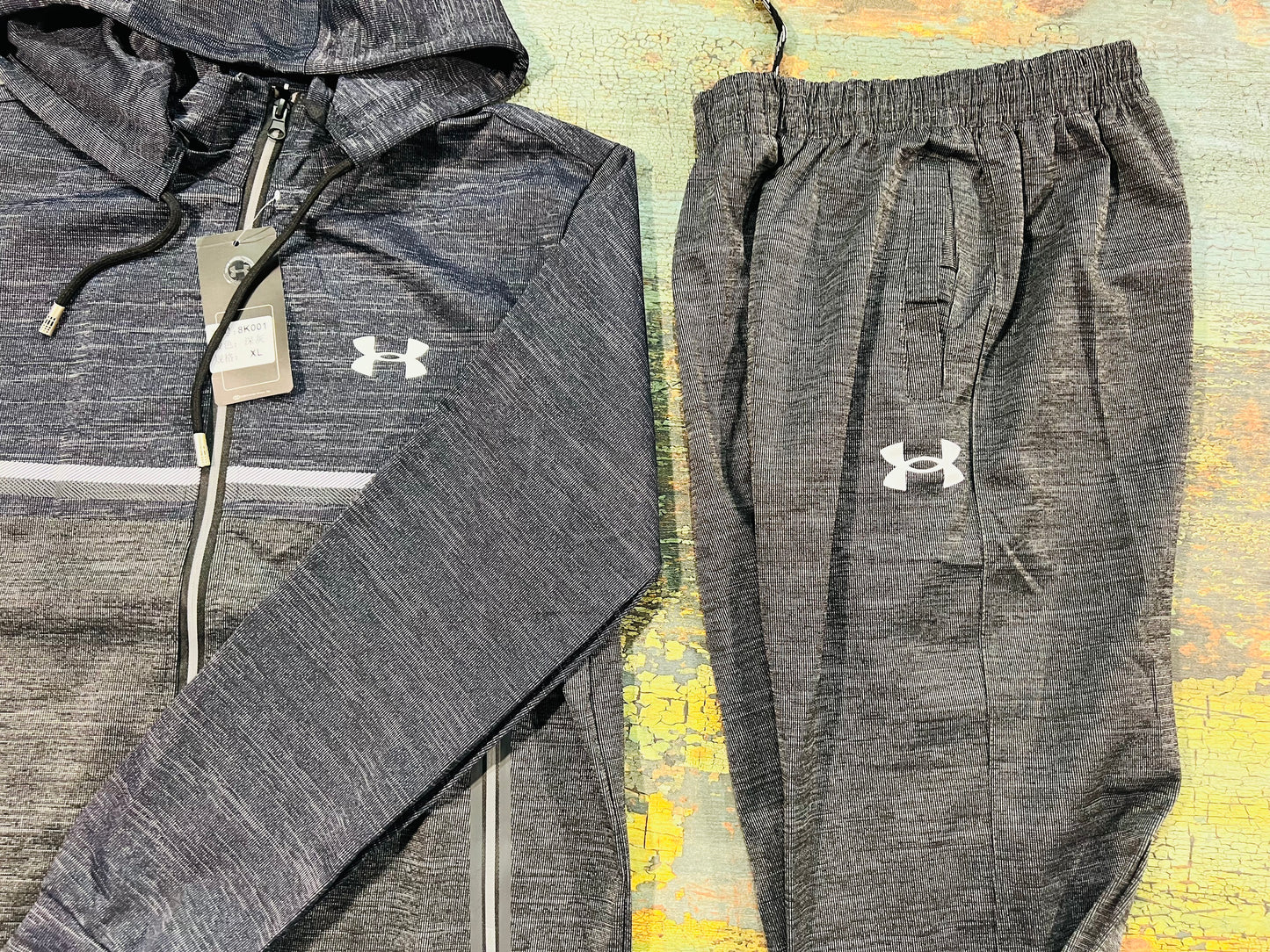 UNDER ARMOUR TRACKSUIT