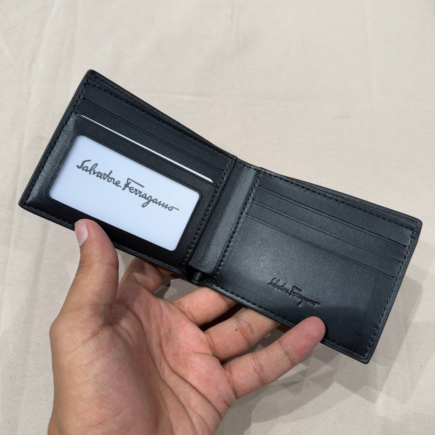 FAREGAMO WALLET