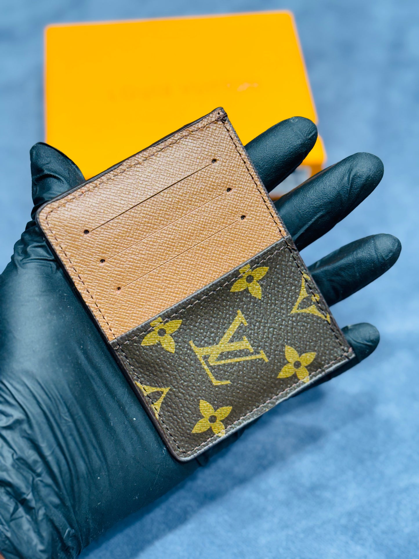 LV WALLET