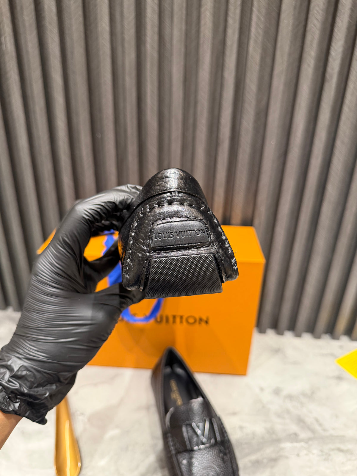 Lv SHOES