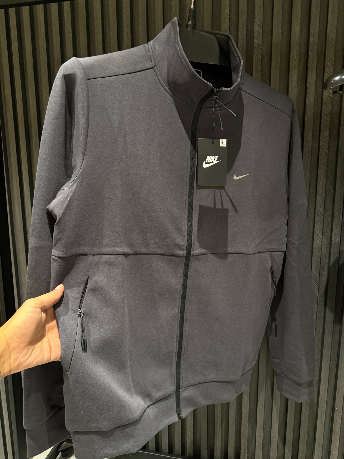 NIKE TRACKSUIT