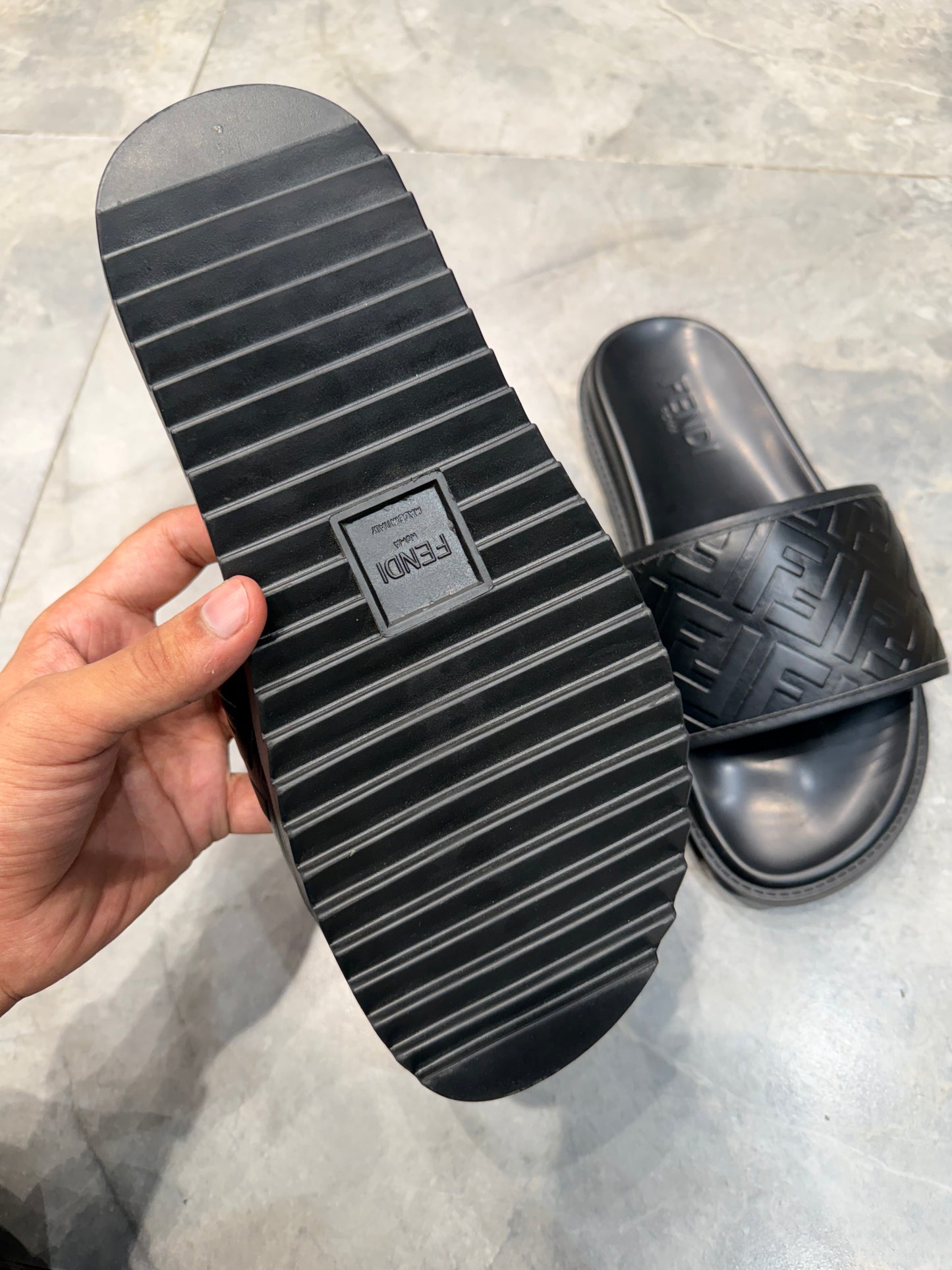 FENDI SLIPPER