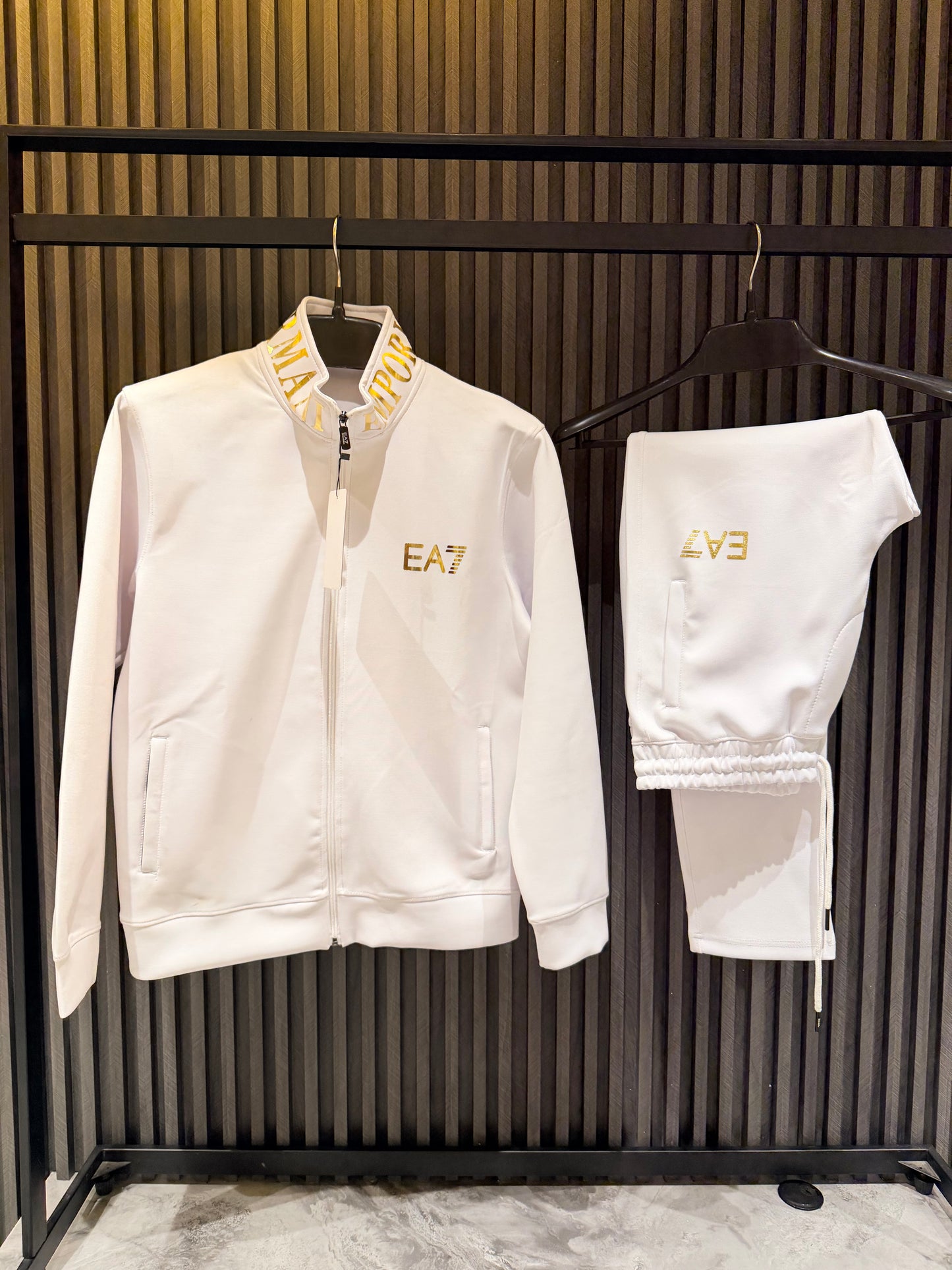 EA7 TRACKSUIT