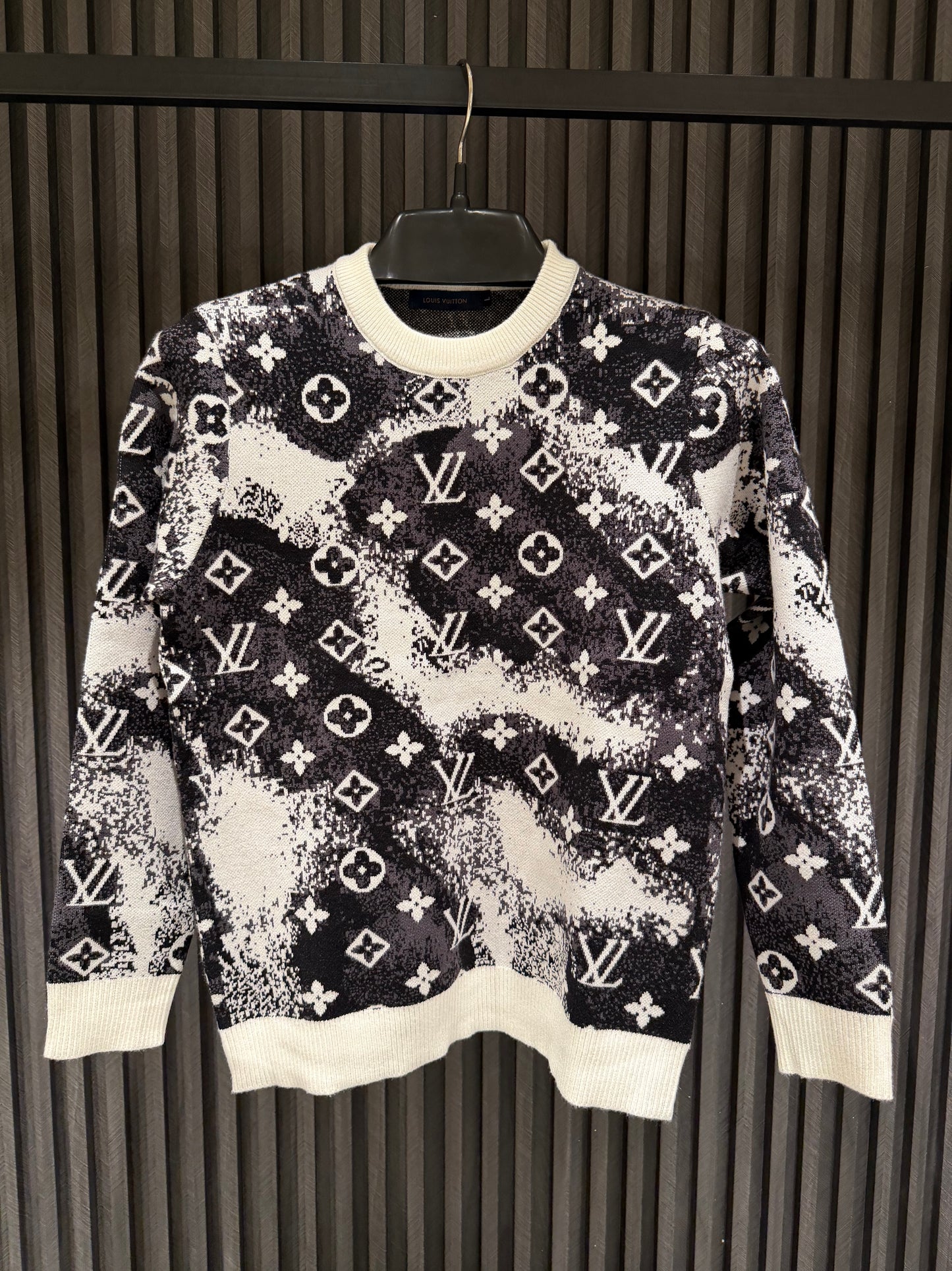 LV SWETTER