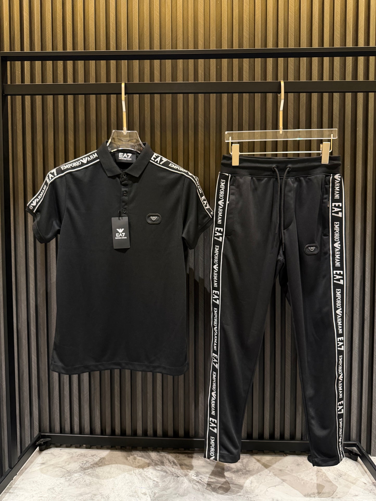ARMANI SUMMER SUIT