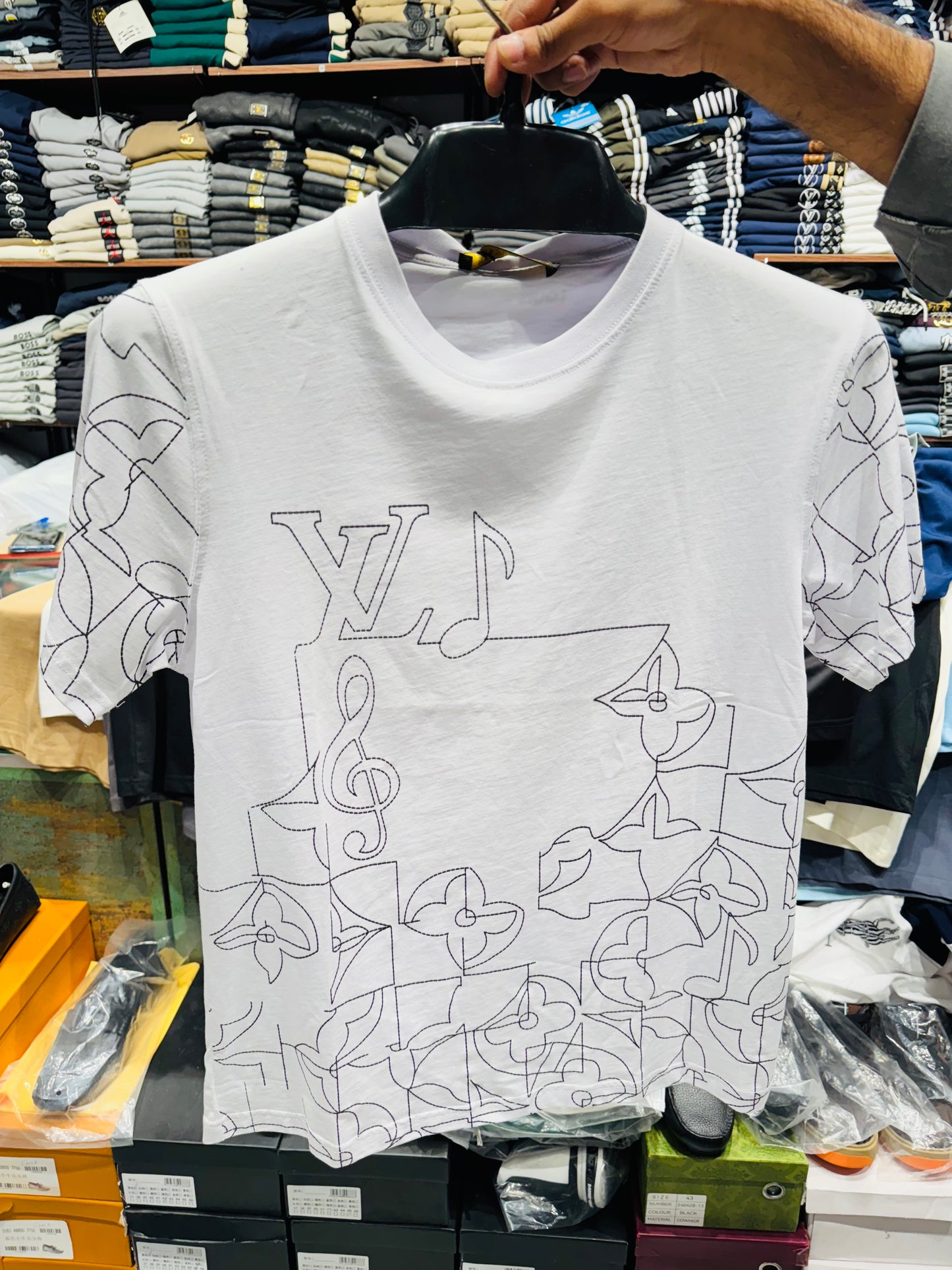 LV TURKEY TSHIRT