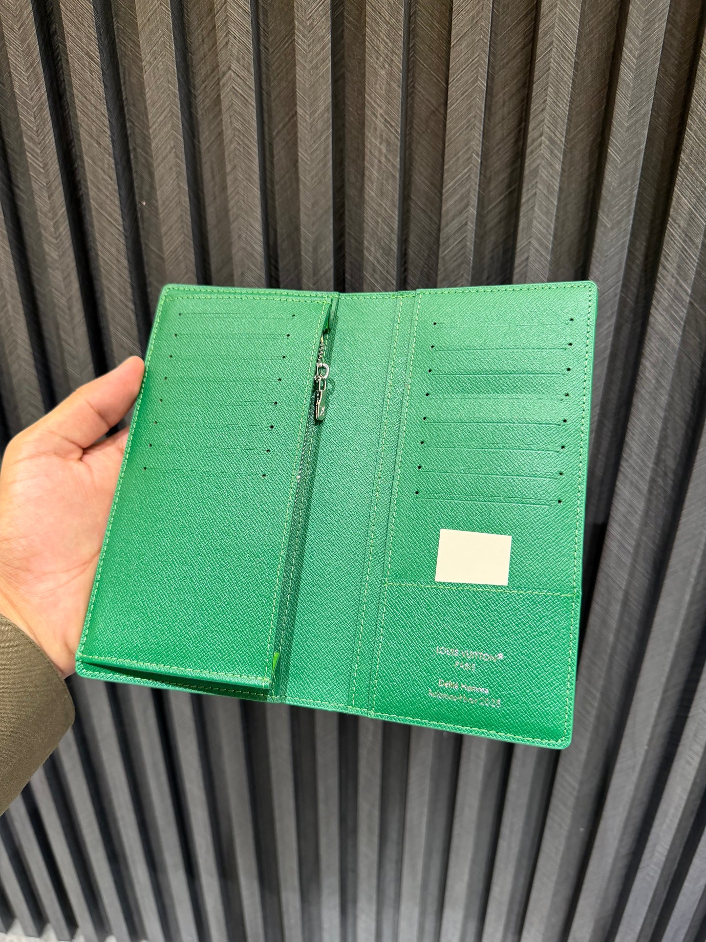 LV LONG WALLET 1.1 GRADE