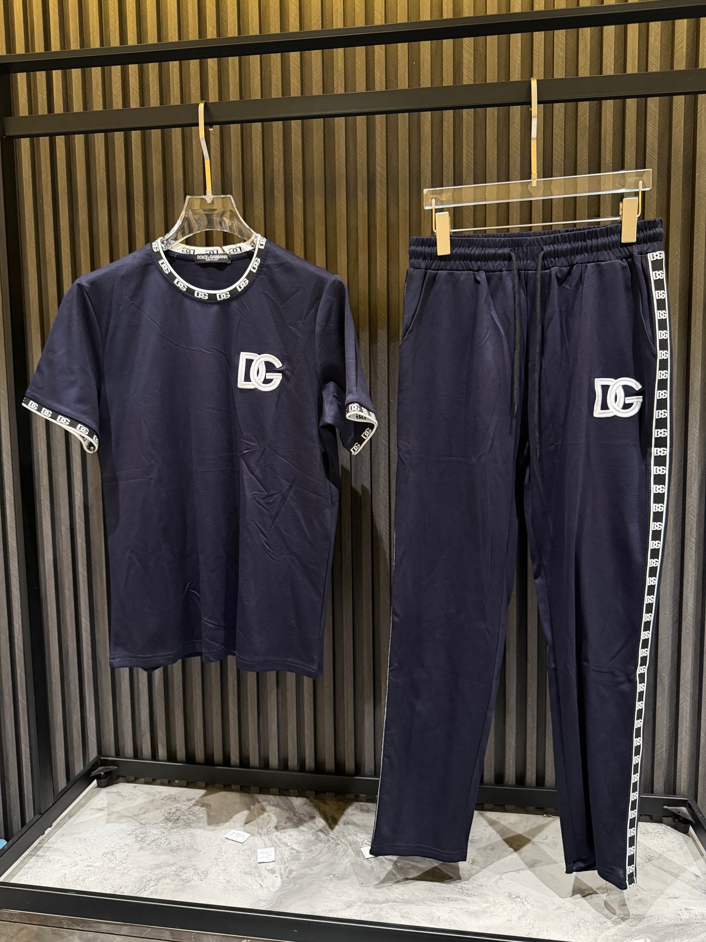 D&G SUMMER SUIT