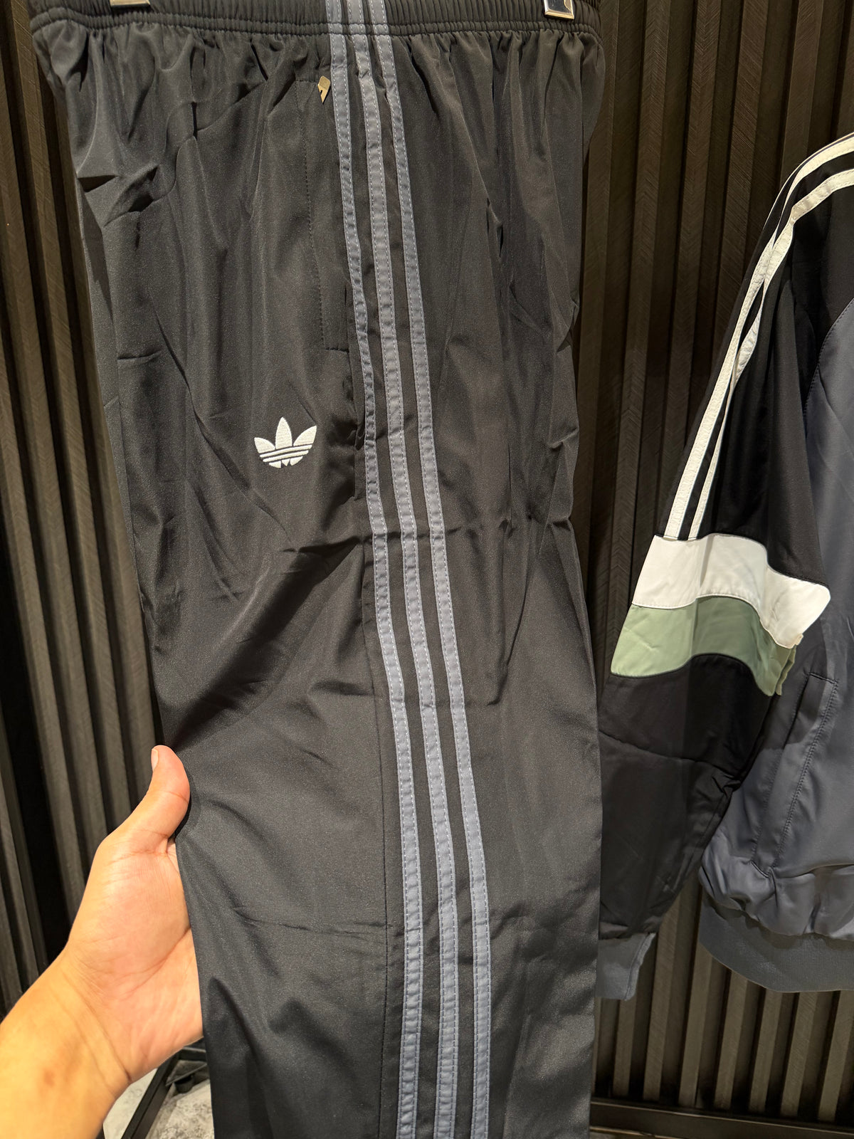 ADIDAS TRACKSUIT