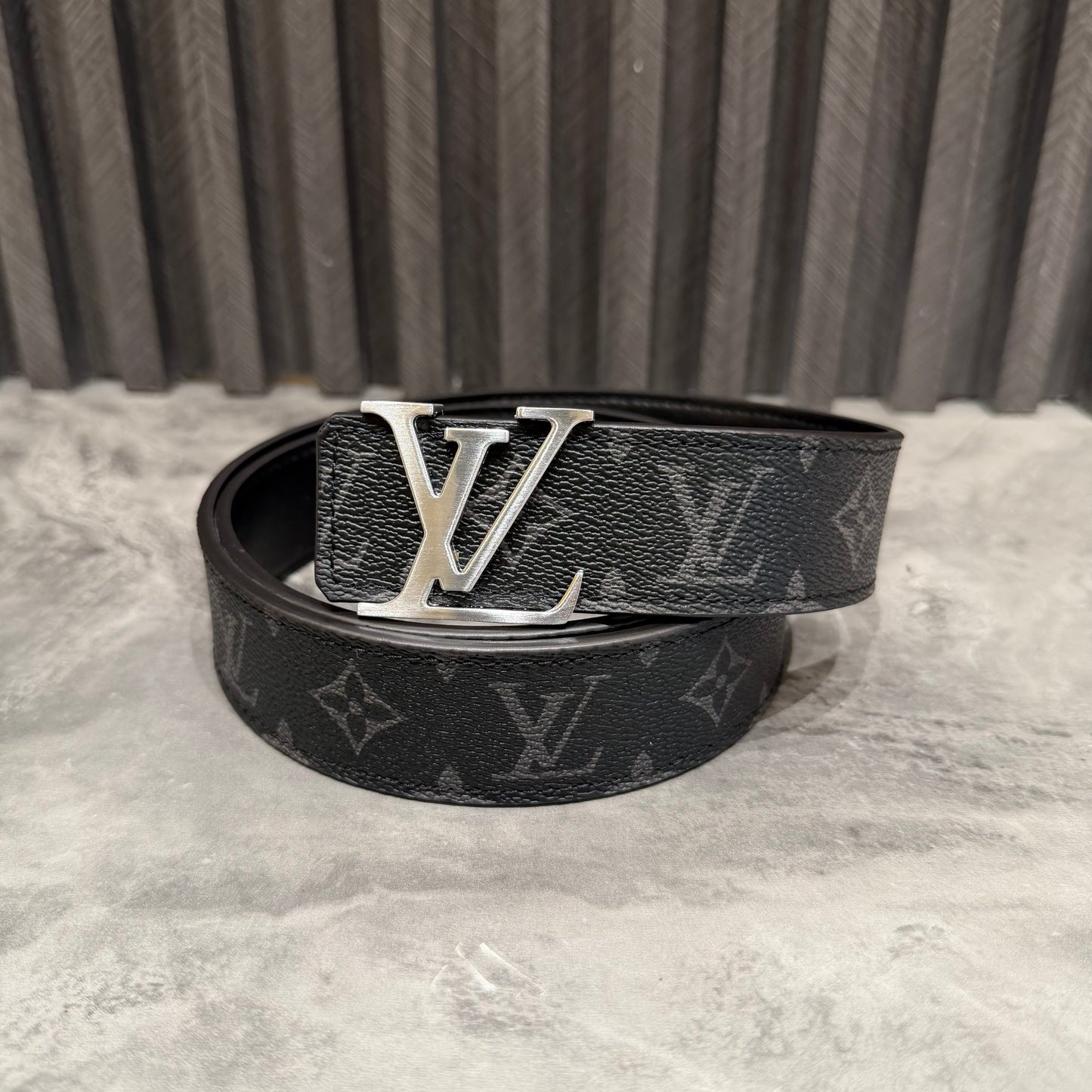 LV BELT