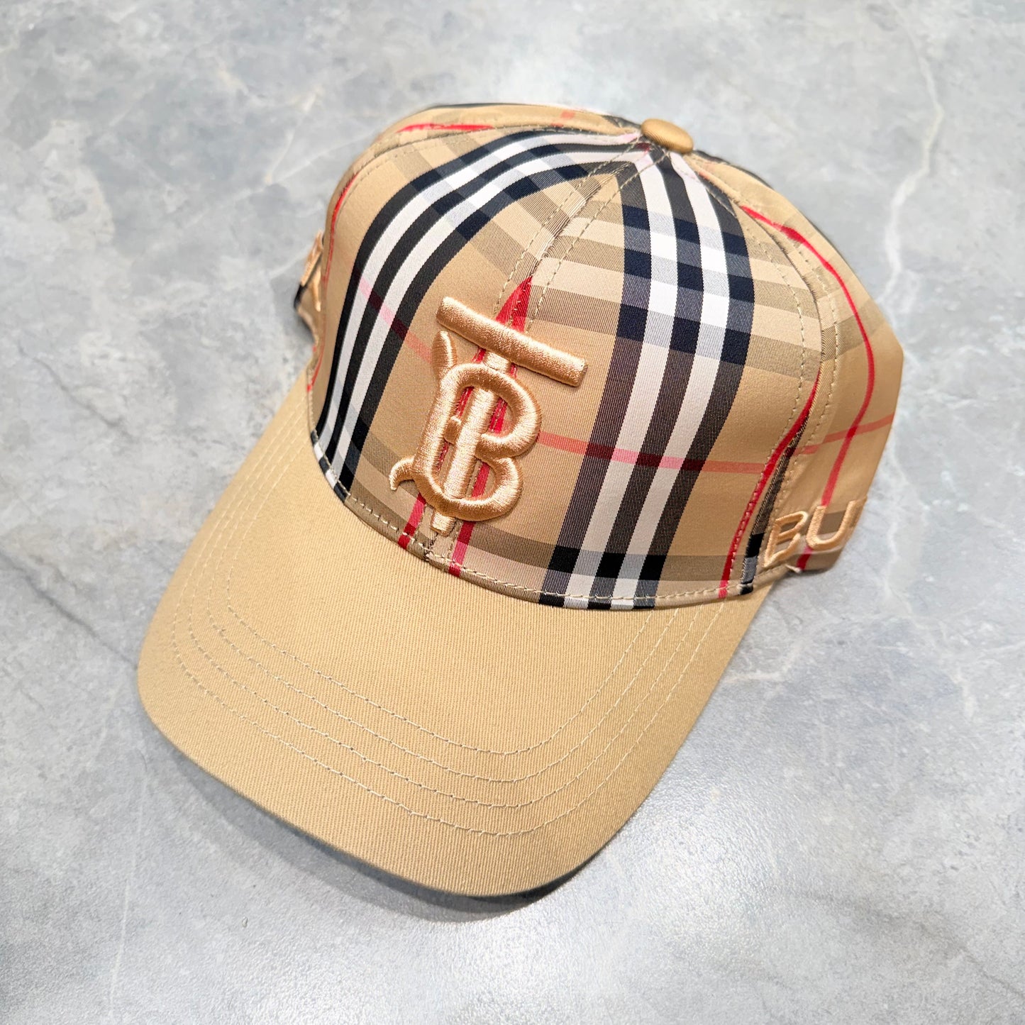 BURBERRY CAP