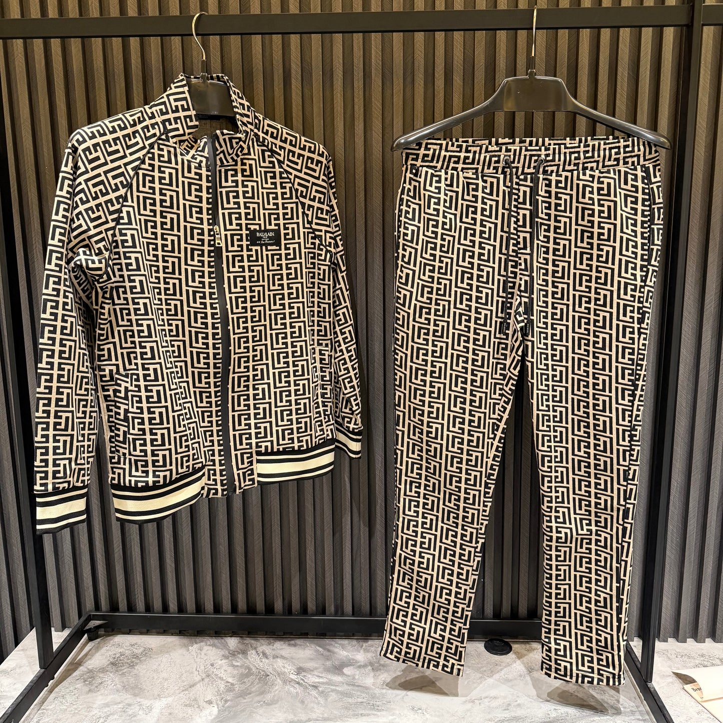 BALMAIN HIGH GRADE TRACKSUIT
