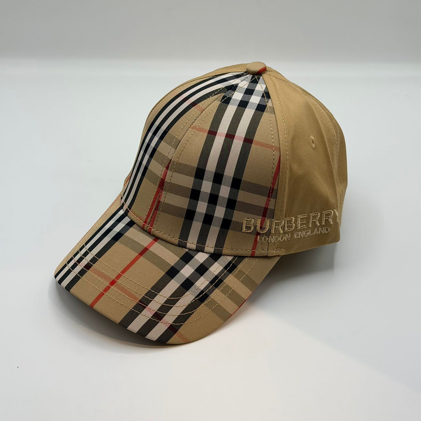 BURBERRY CAP