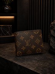 SHORT WALLETS