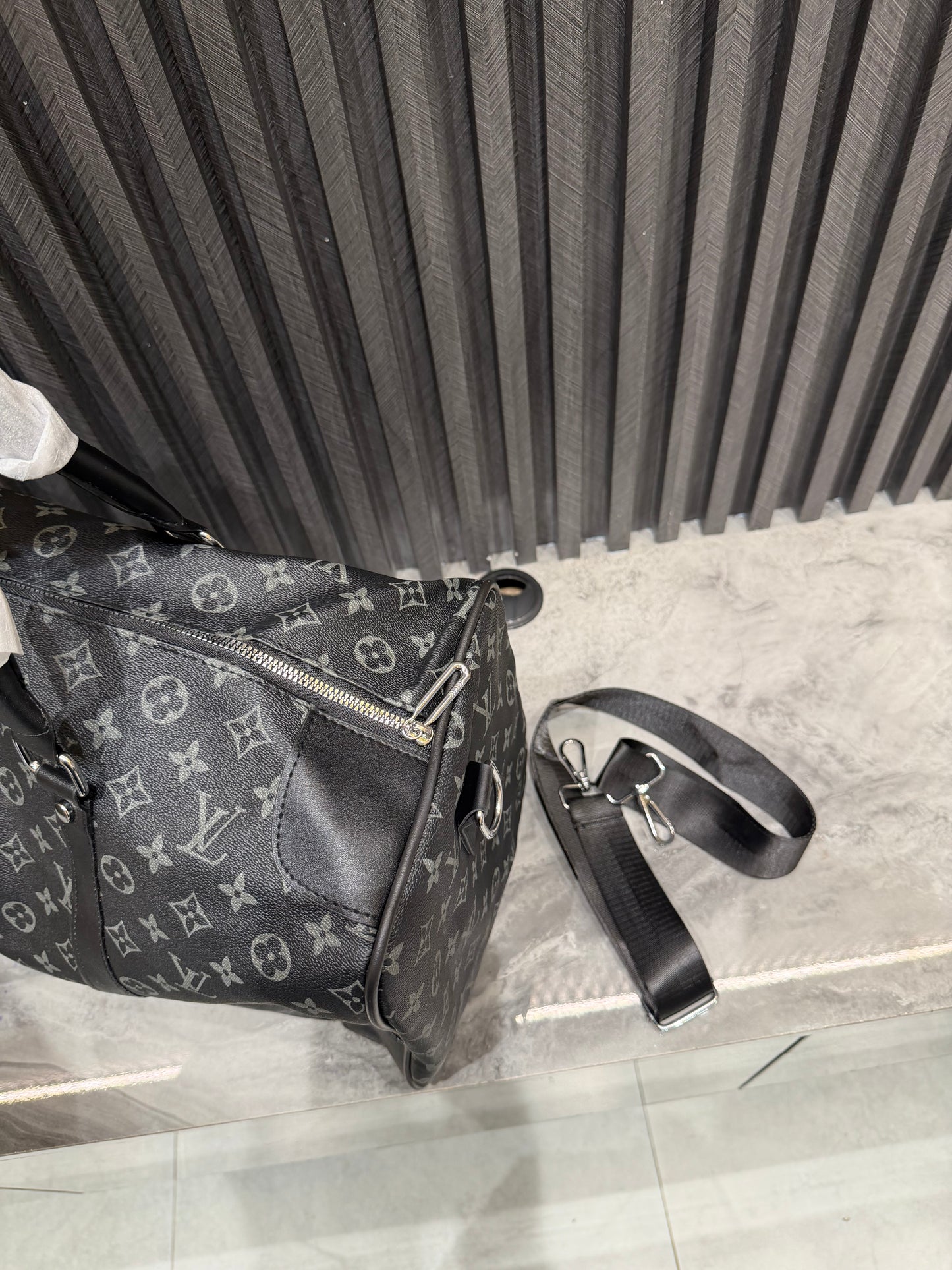LV LUGGAGE