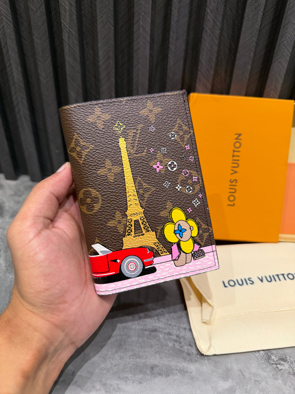 LV WALLET 1.1 GRADE