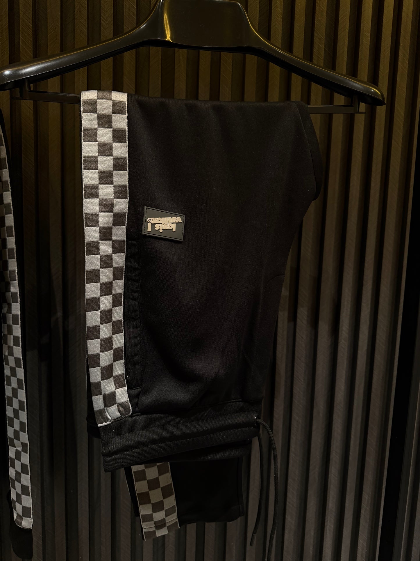 LV TRACKSUIT
