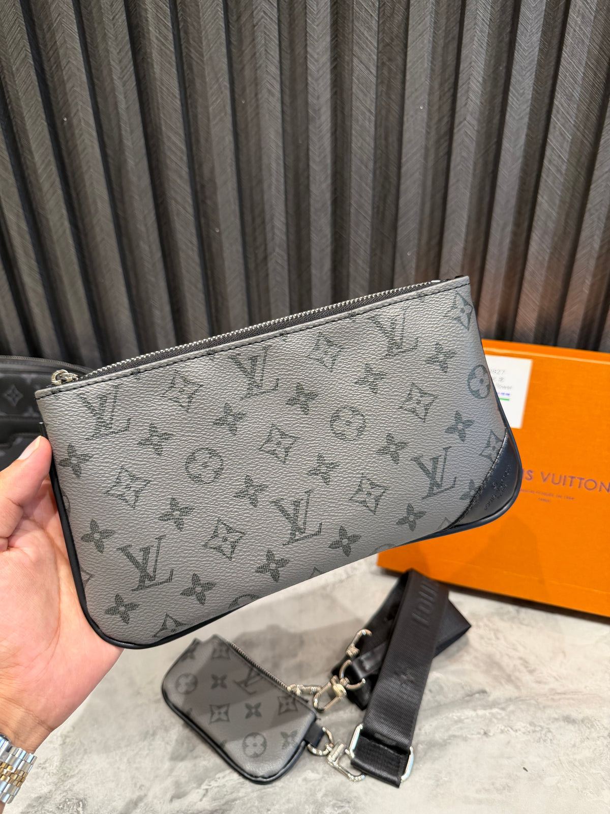 LV TRIO BAG