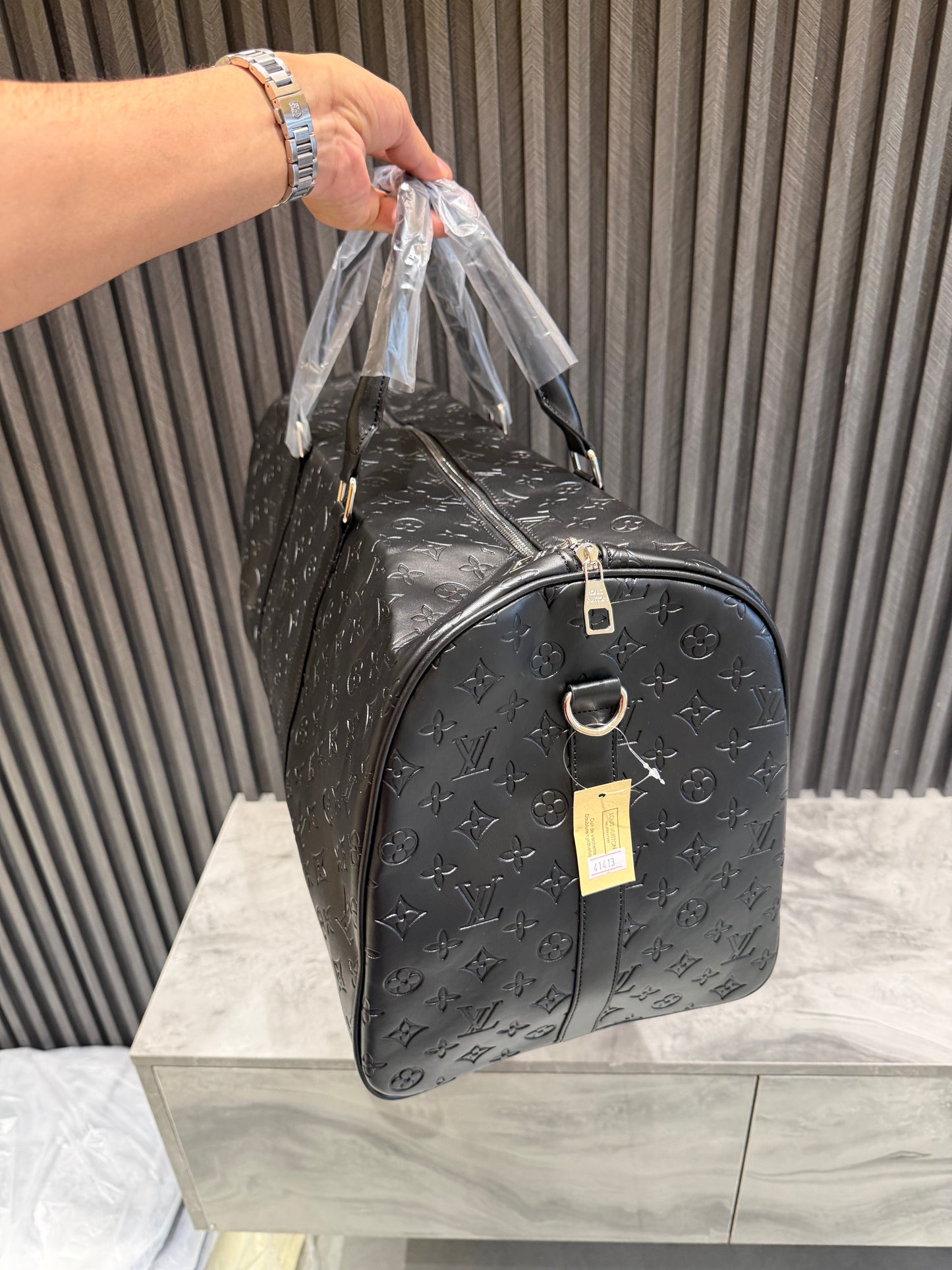 LV LUGGAGE BAG