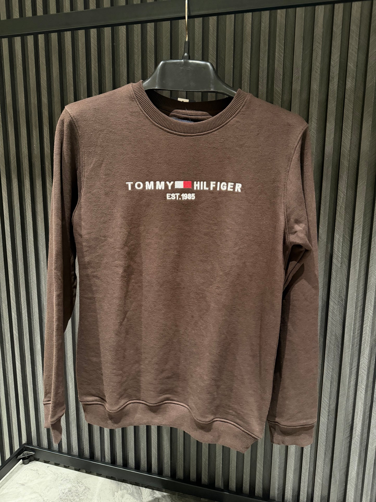 TOMMY SWEATSHIRT