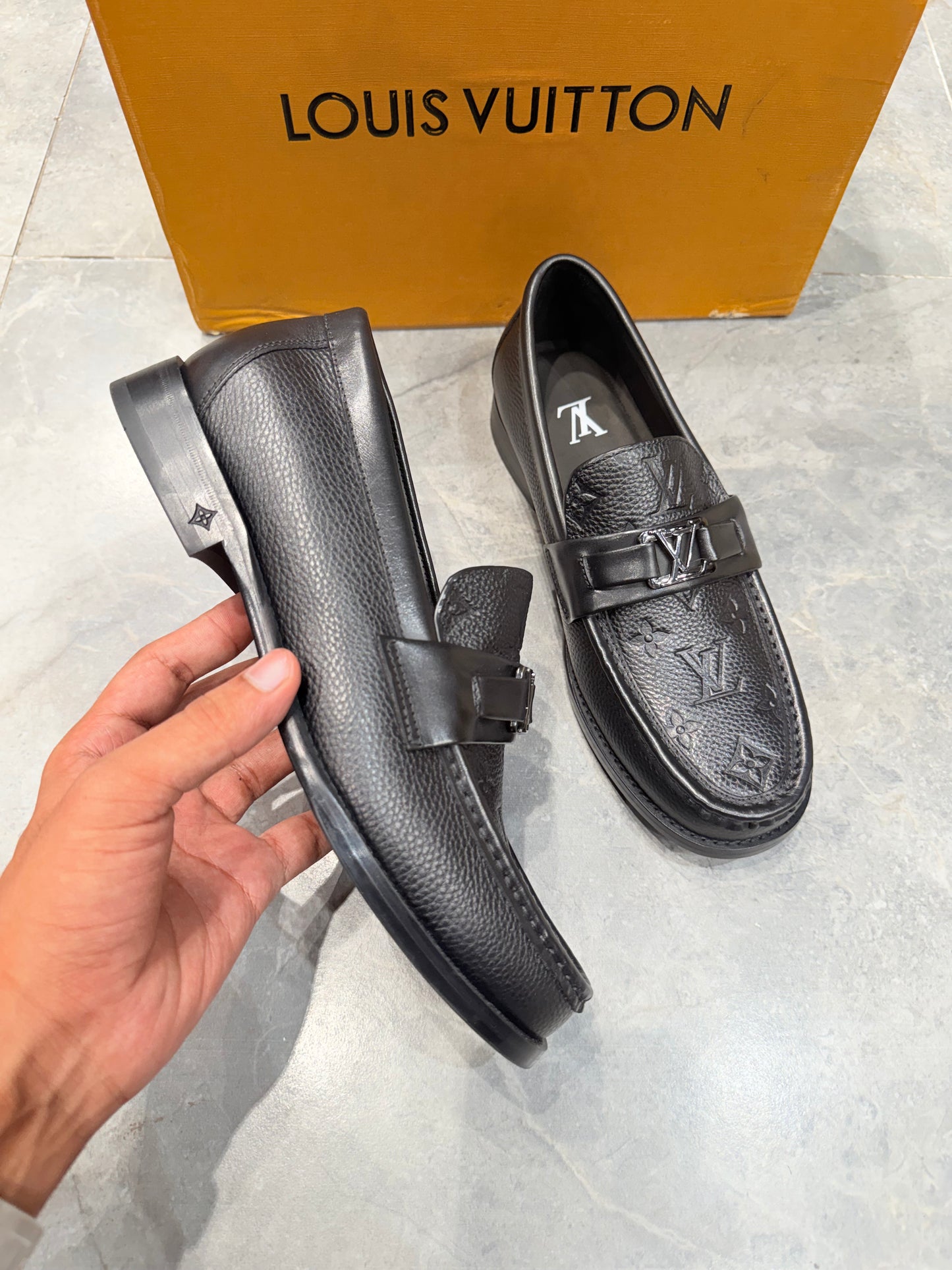 LV HIGH GRADE SHOES