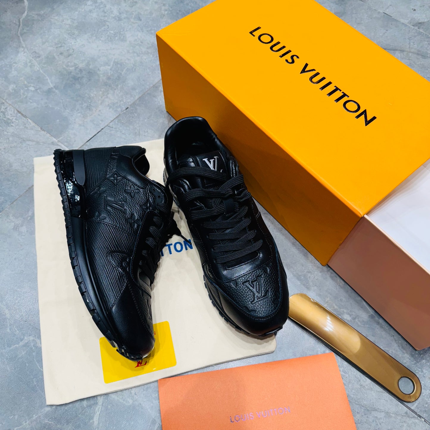 LV SHOES